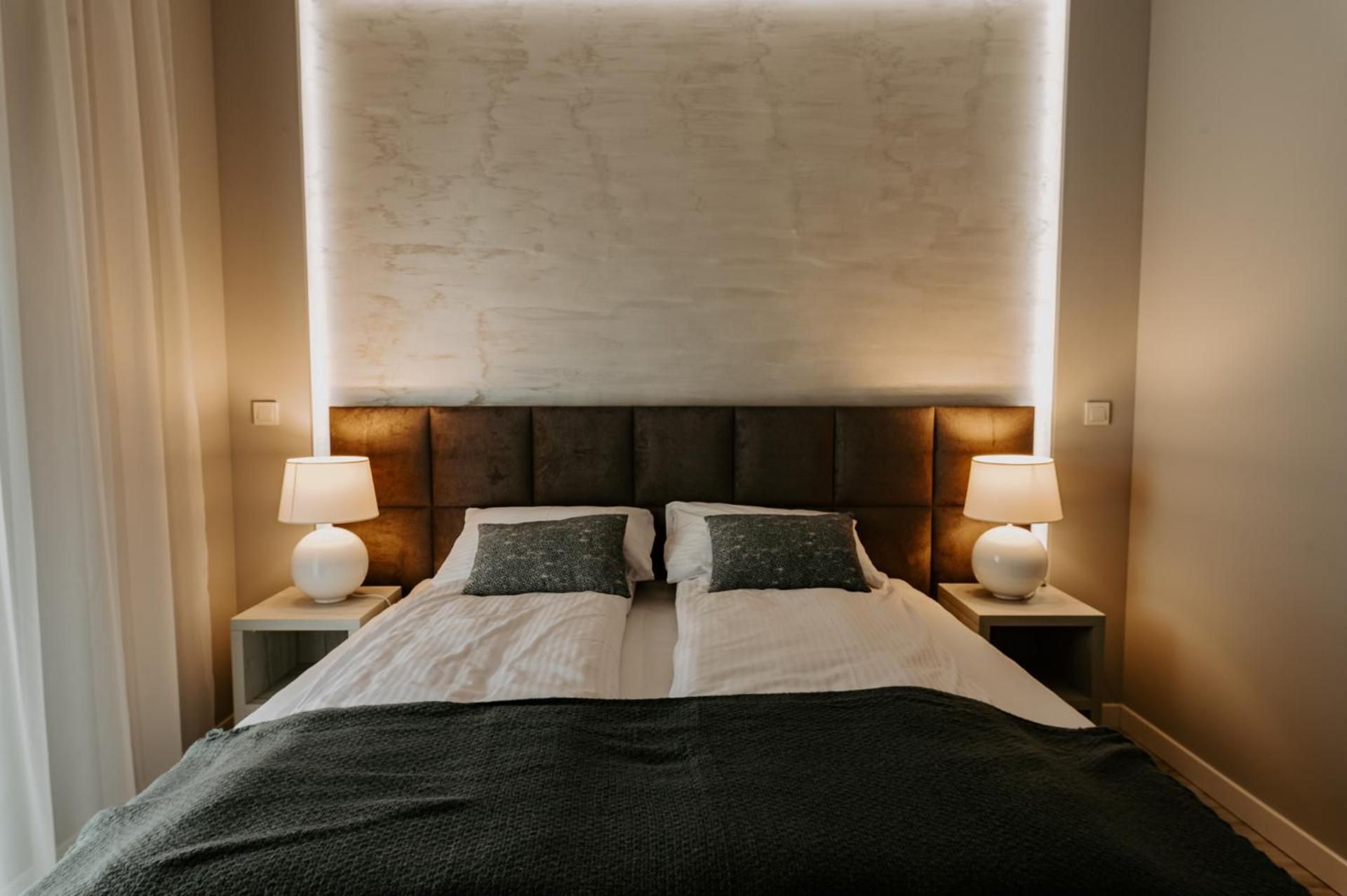 Superior Double or Twin Room with Terrace - no kitchen - outside public parking lot