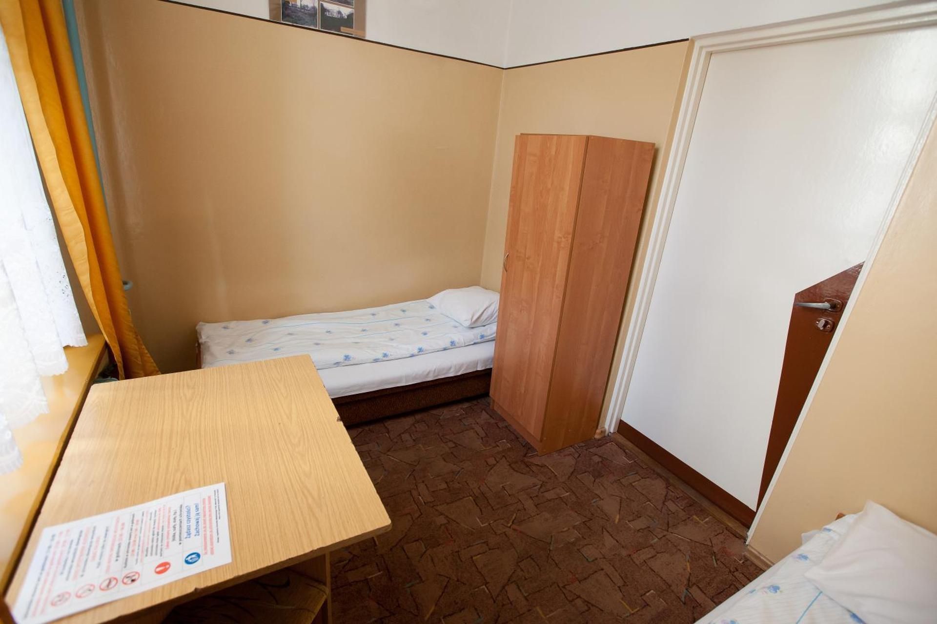 Standard Double Room with Shared Bathroom