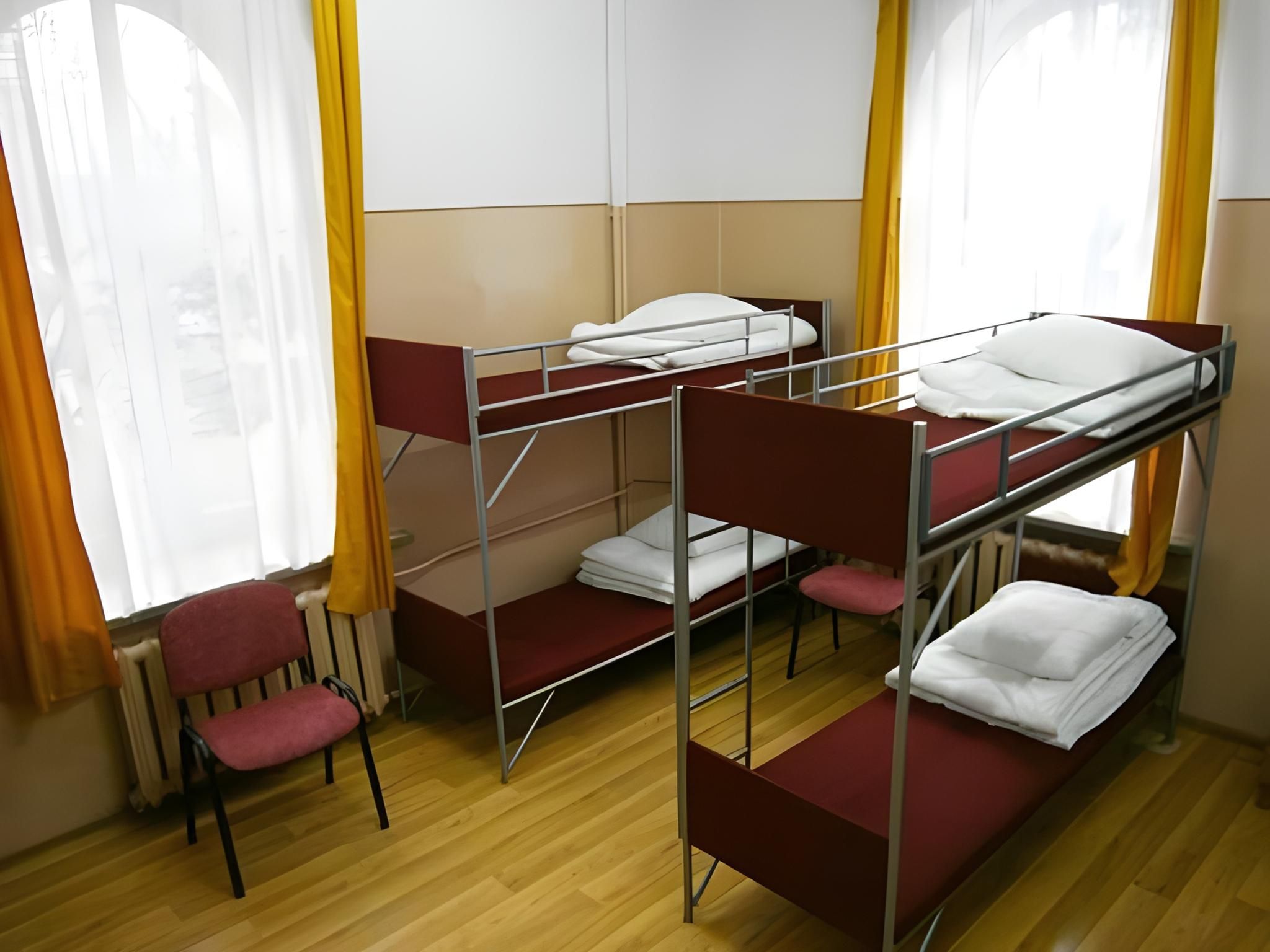Bunk Bed in 8-Bed Mixed Dormitory Room