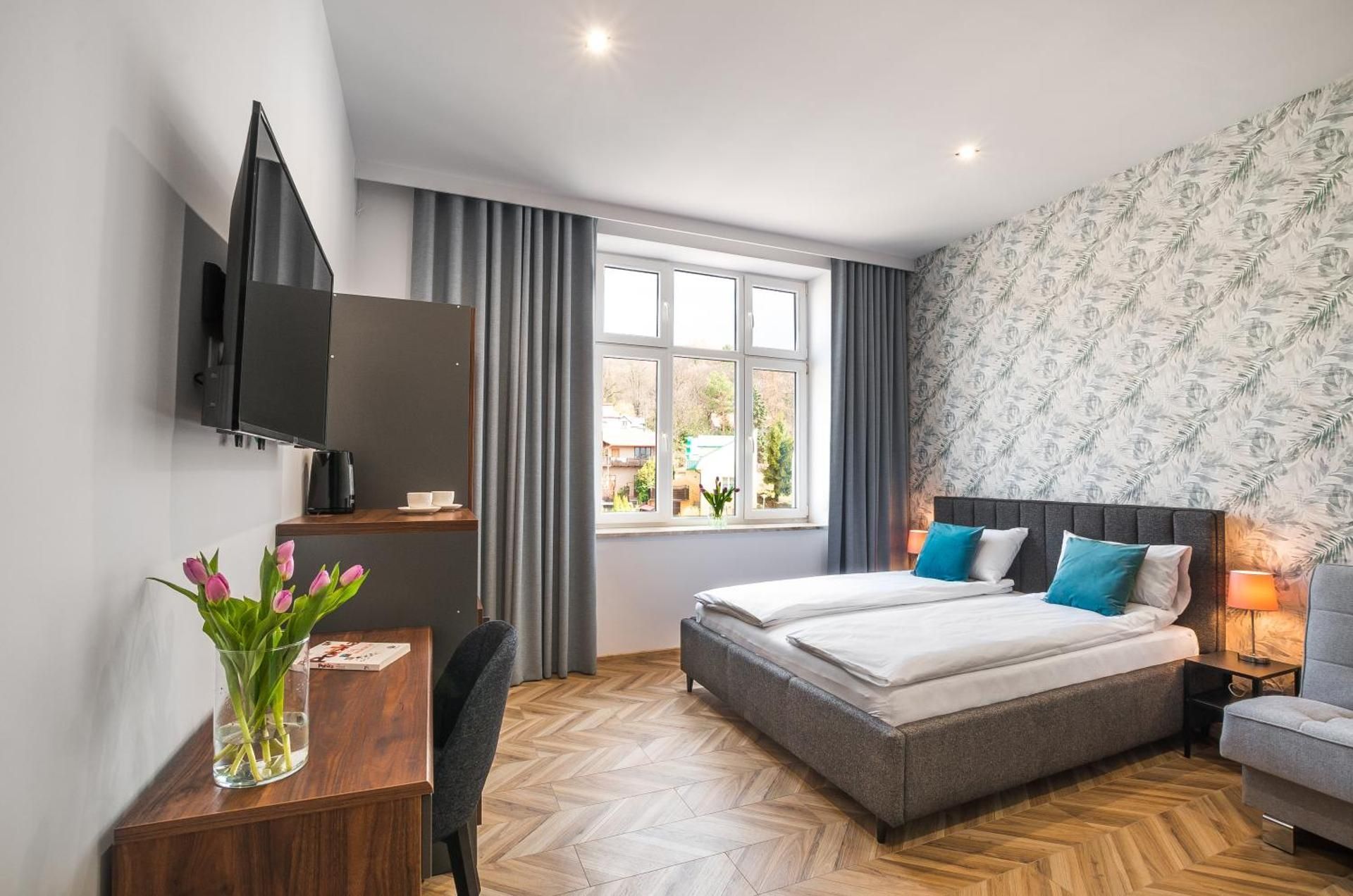 Deluxe Double Room with Extra Bed