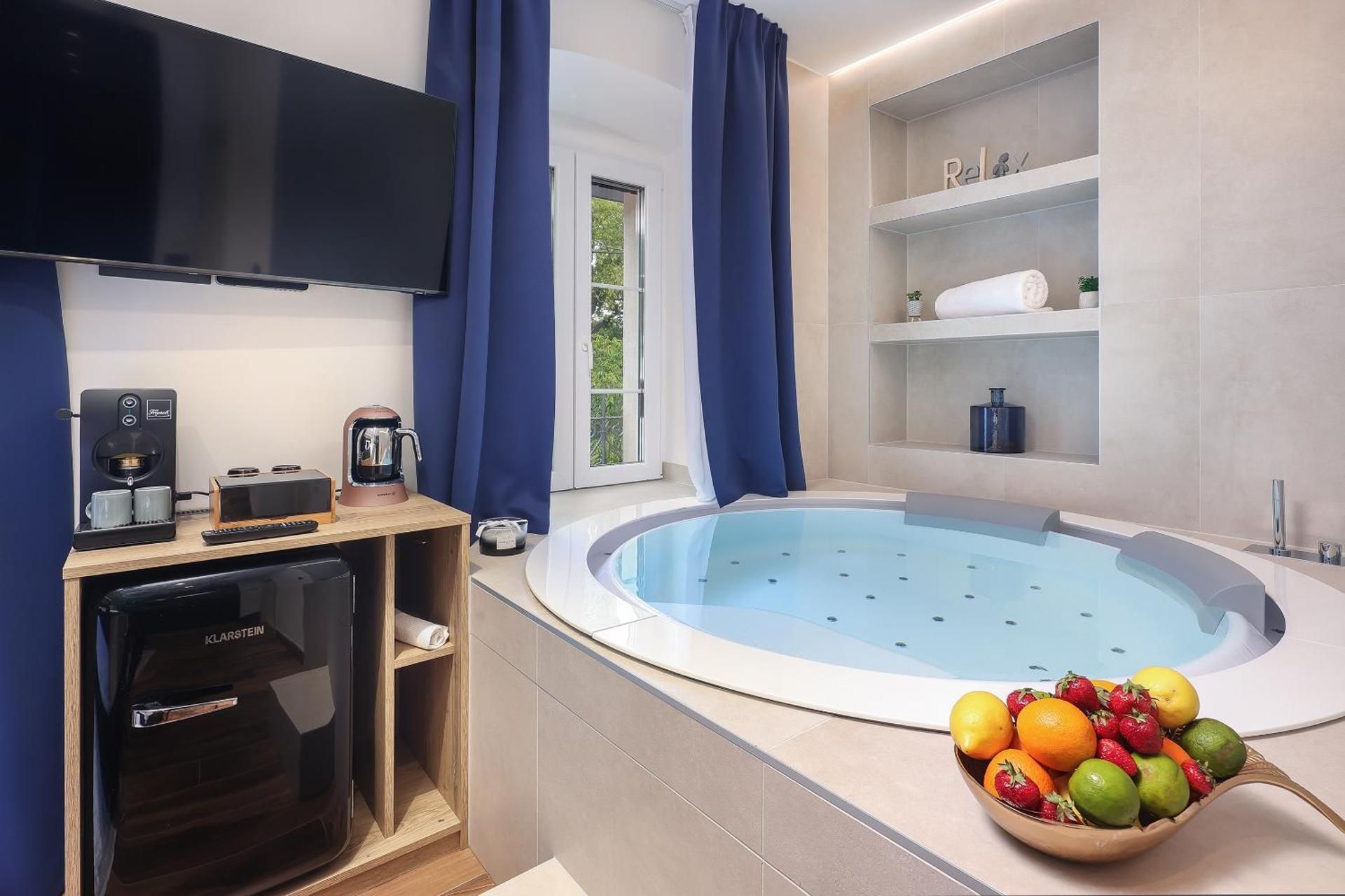 Deluxe Double Room with Sea View