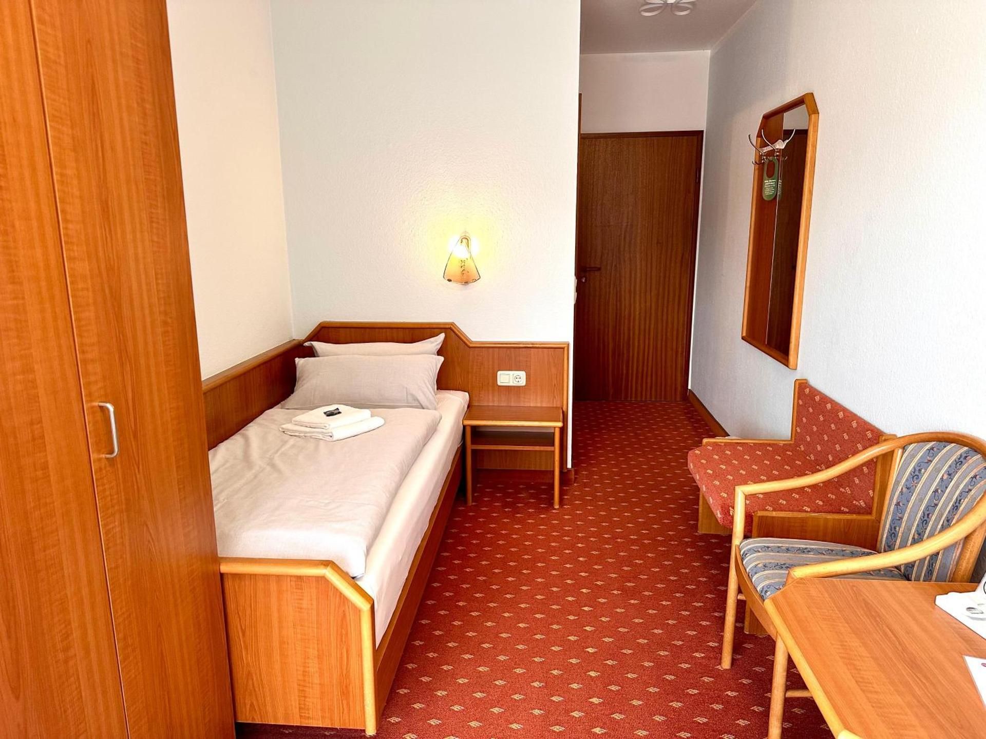Single Room with Lake View