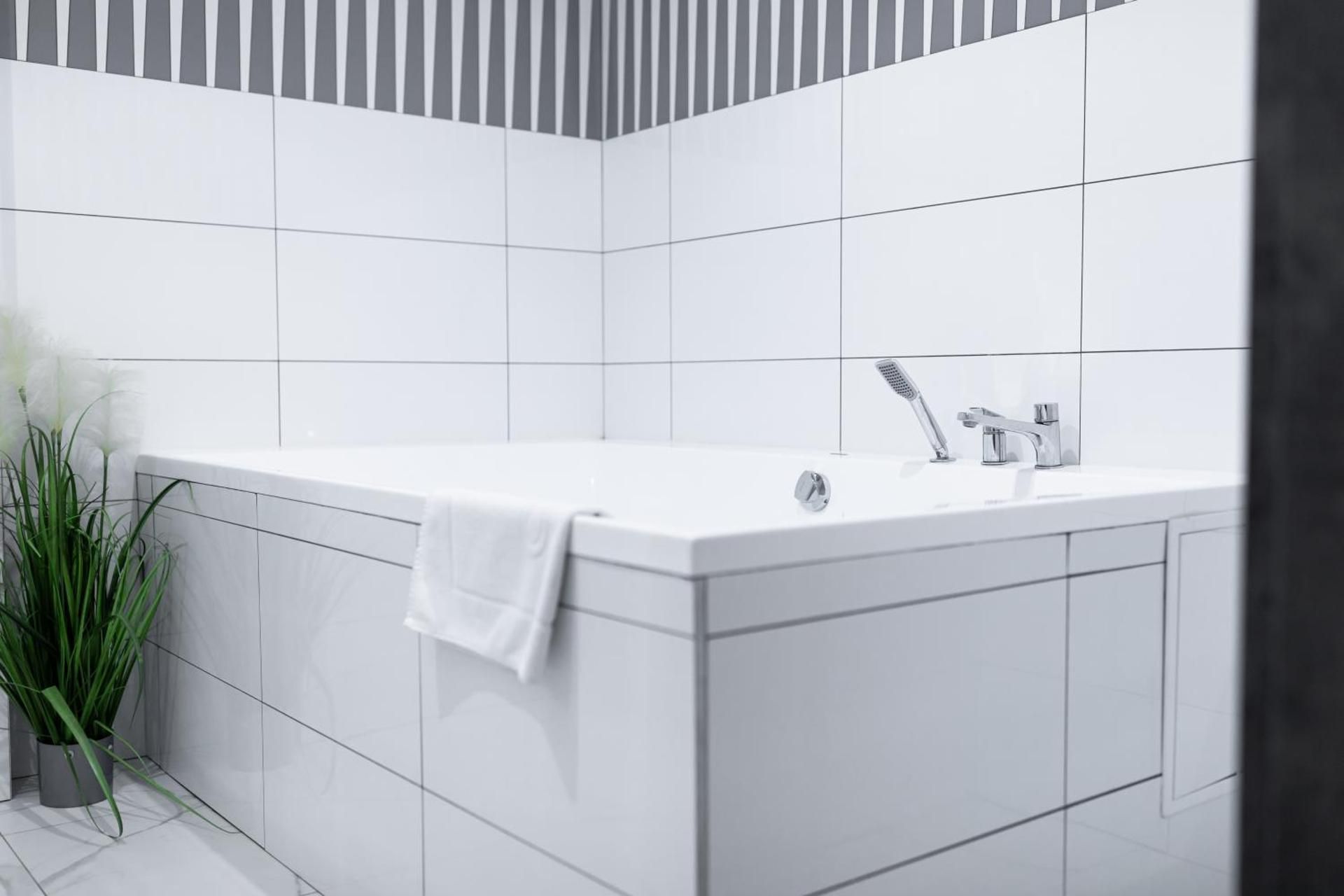 Deluxe Double Room with Bath