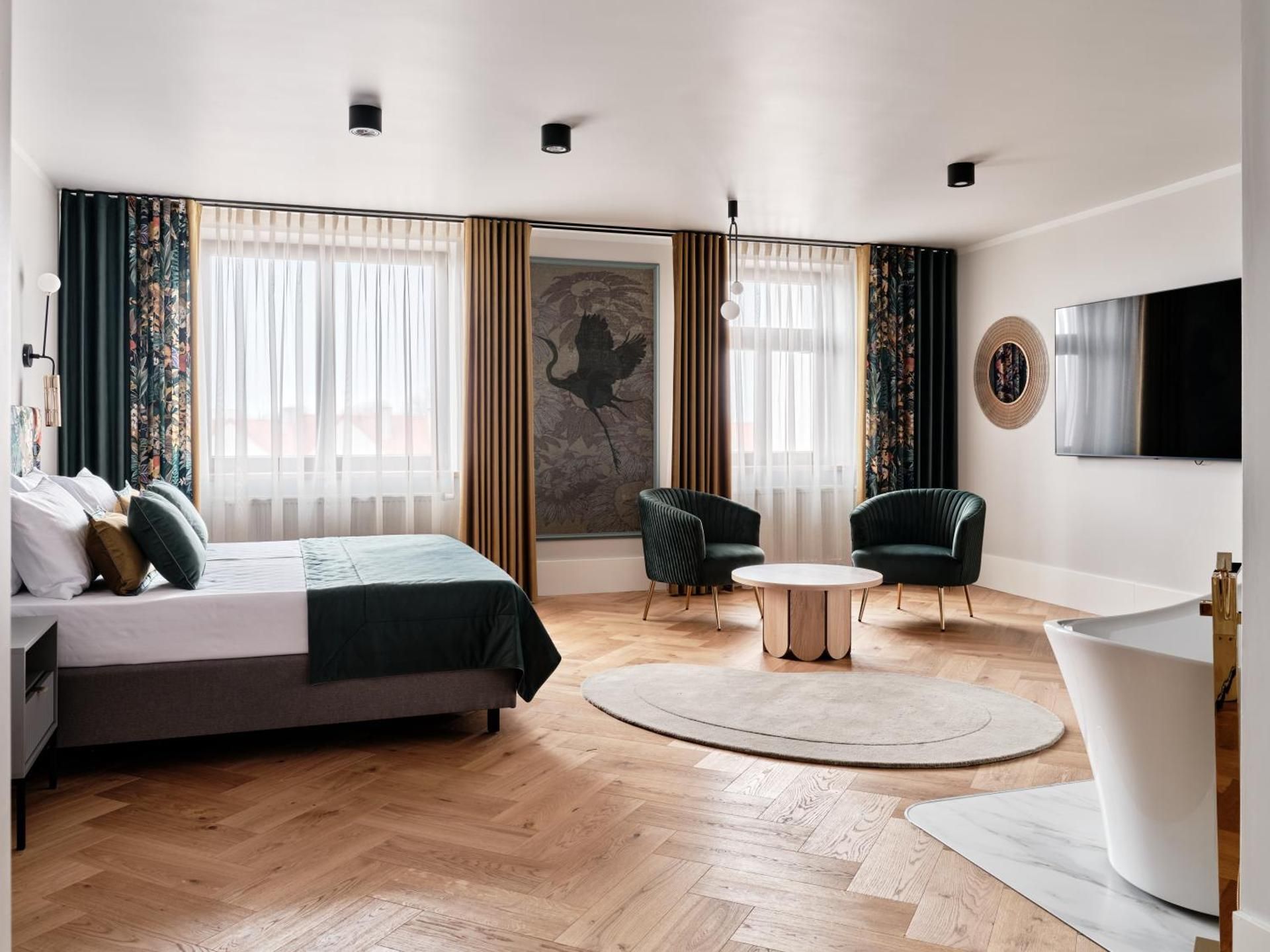 King Suite with Spa Bath