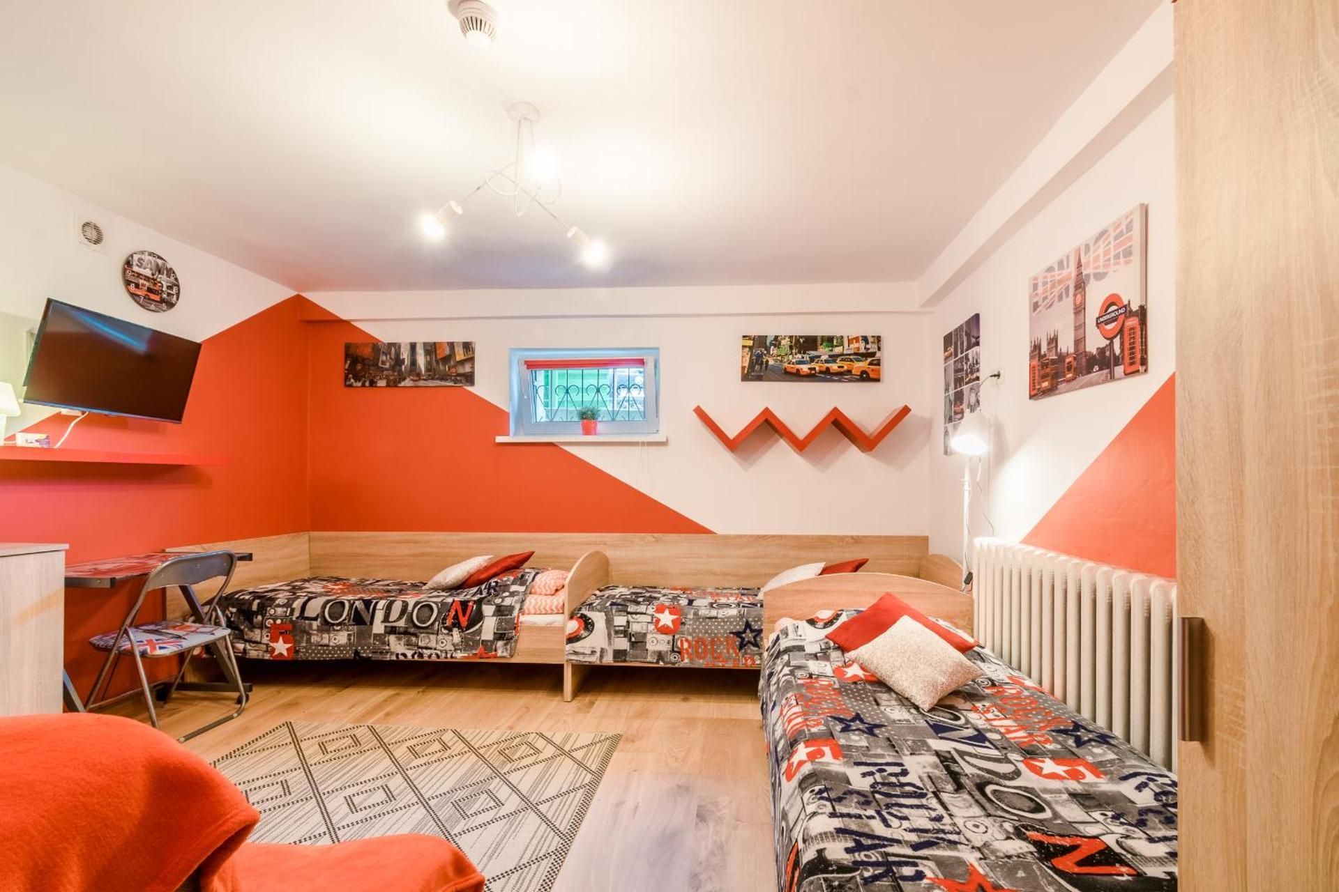 Economy Triple Room