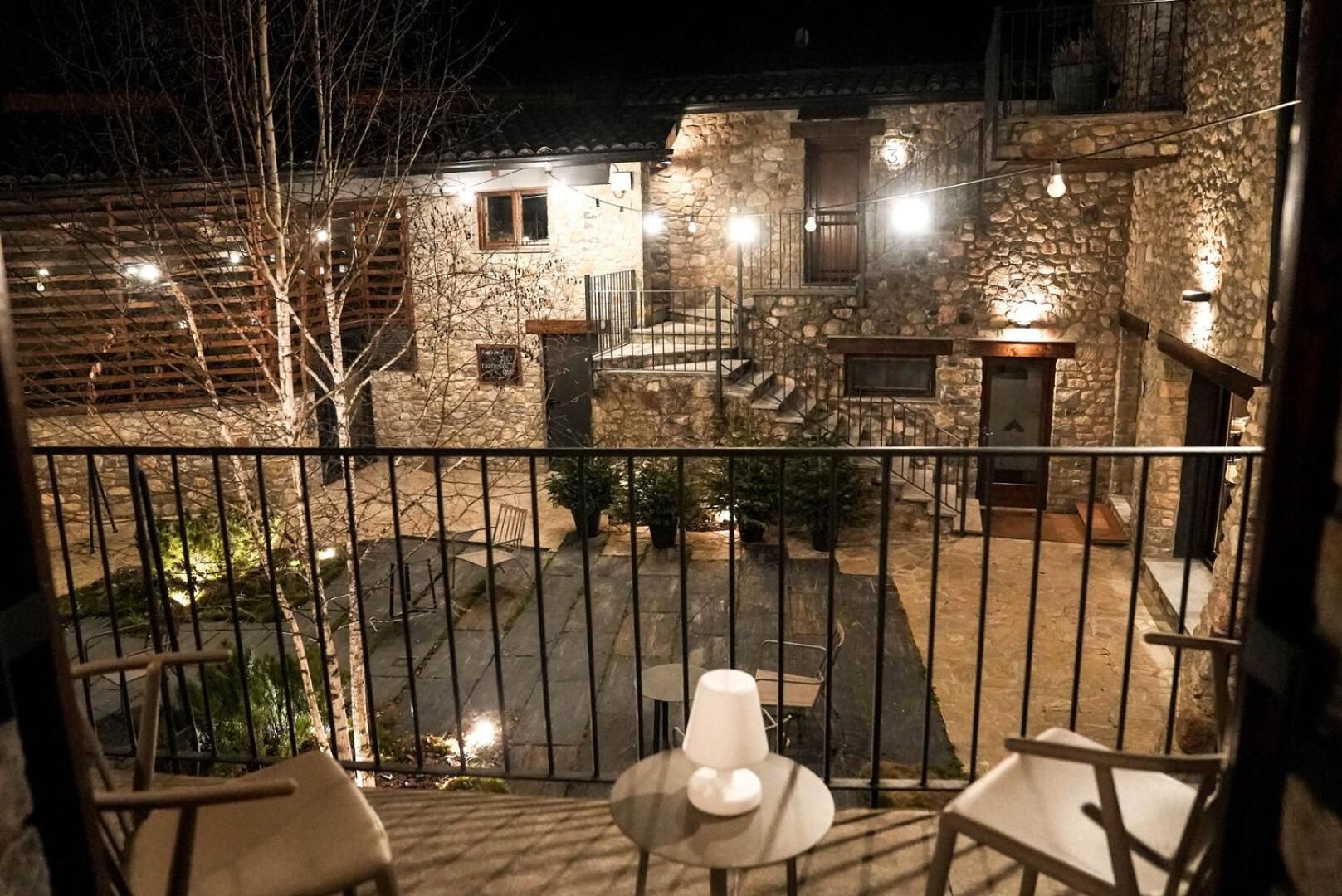 Deluxe Double or Twin Room with Mountain View