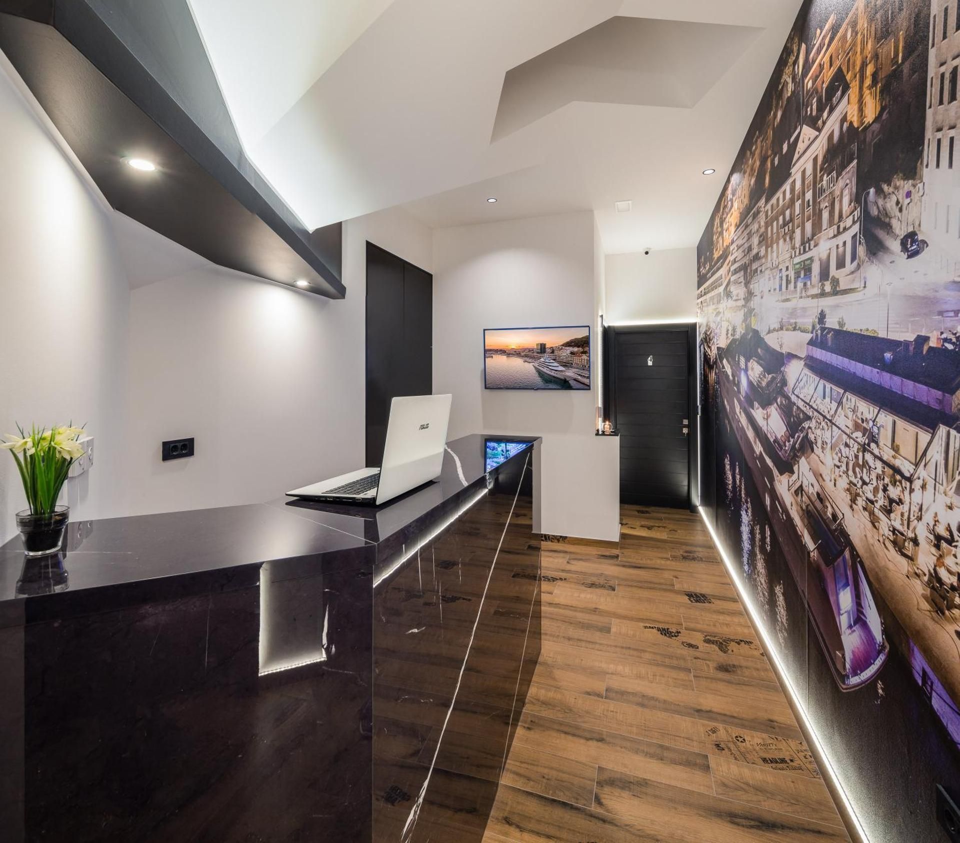 Top rooms