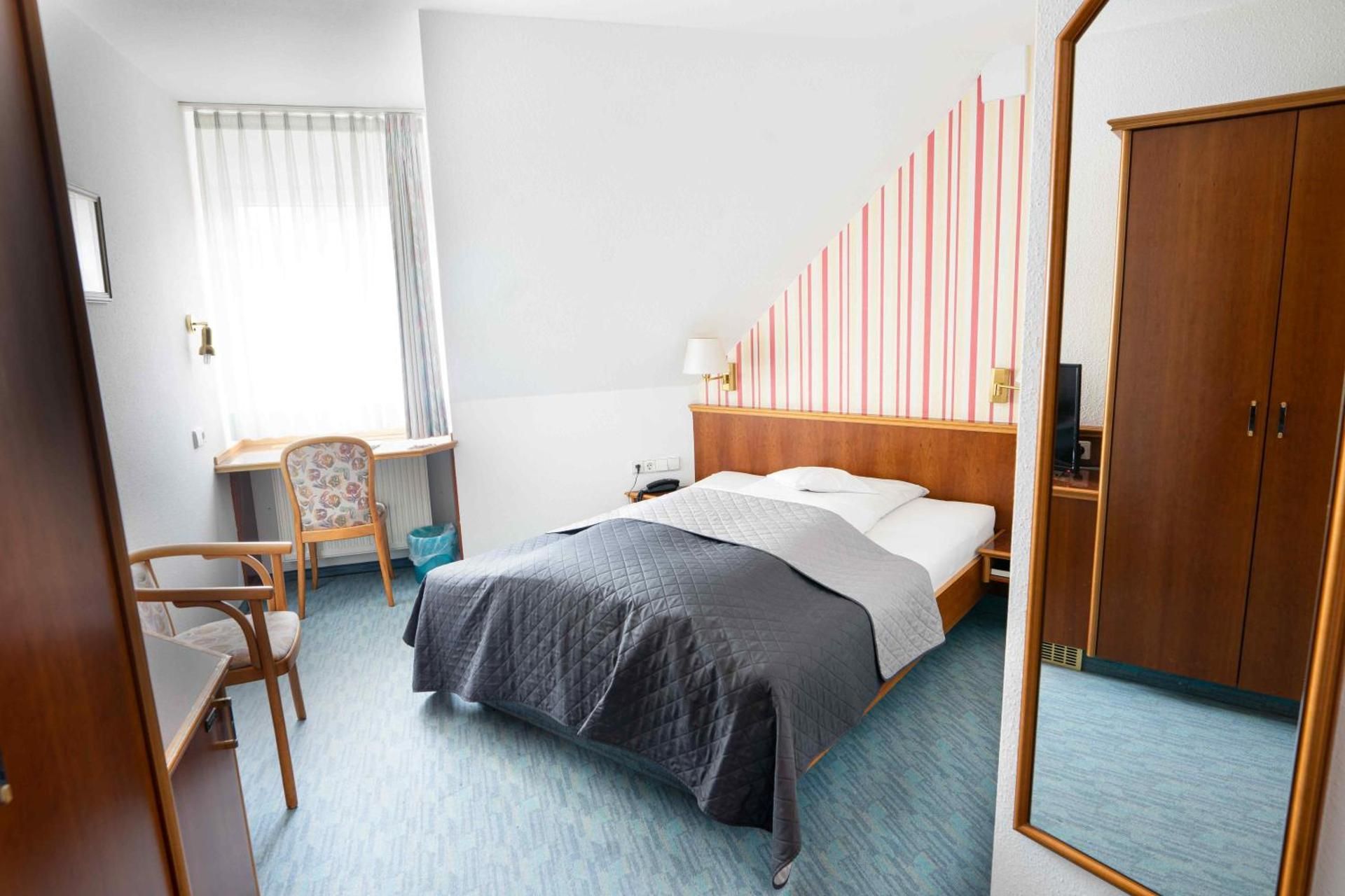 Deluxe Single Room