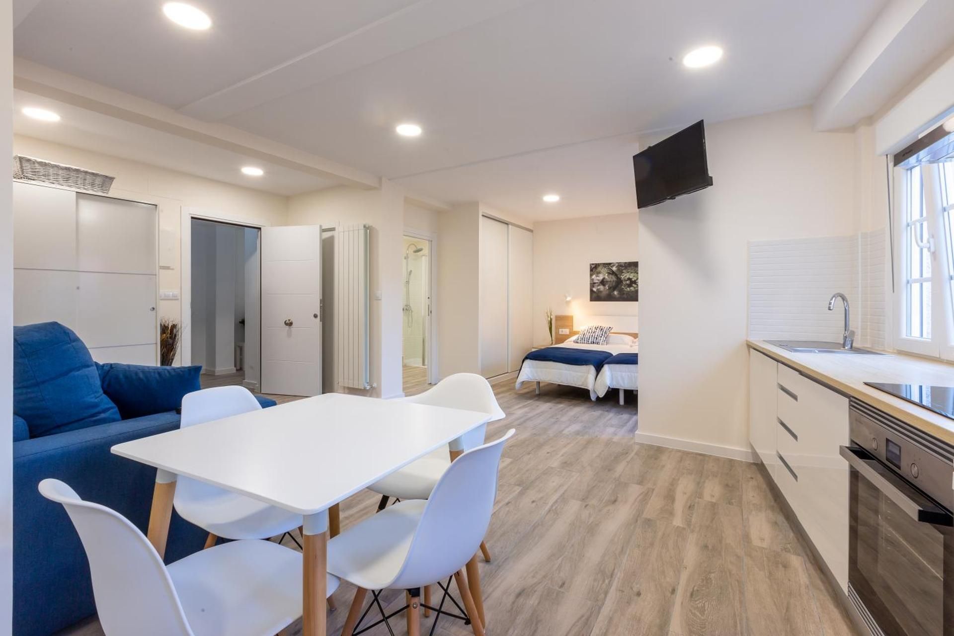 Apartment with Balcony