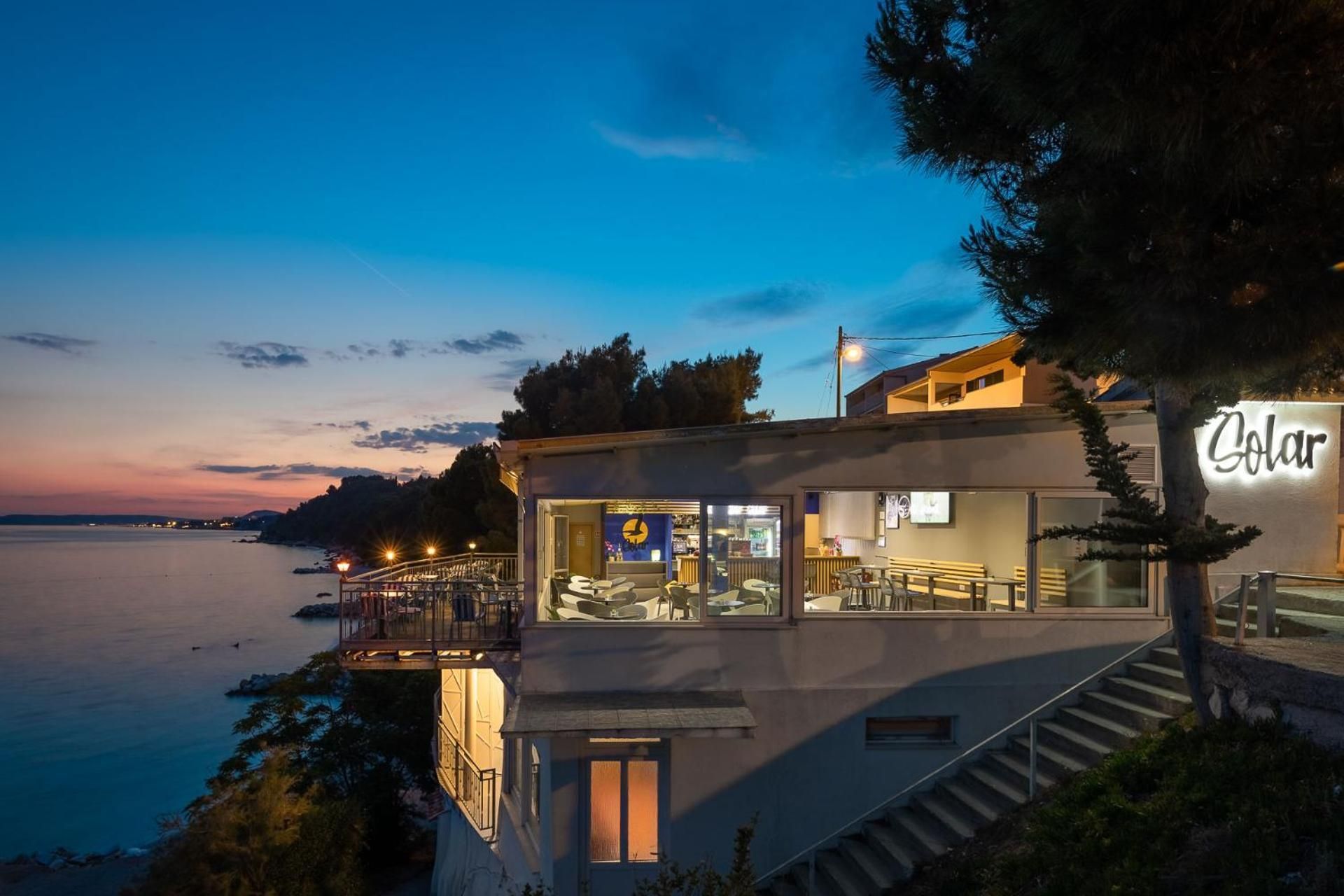 Solar Beach Inn