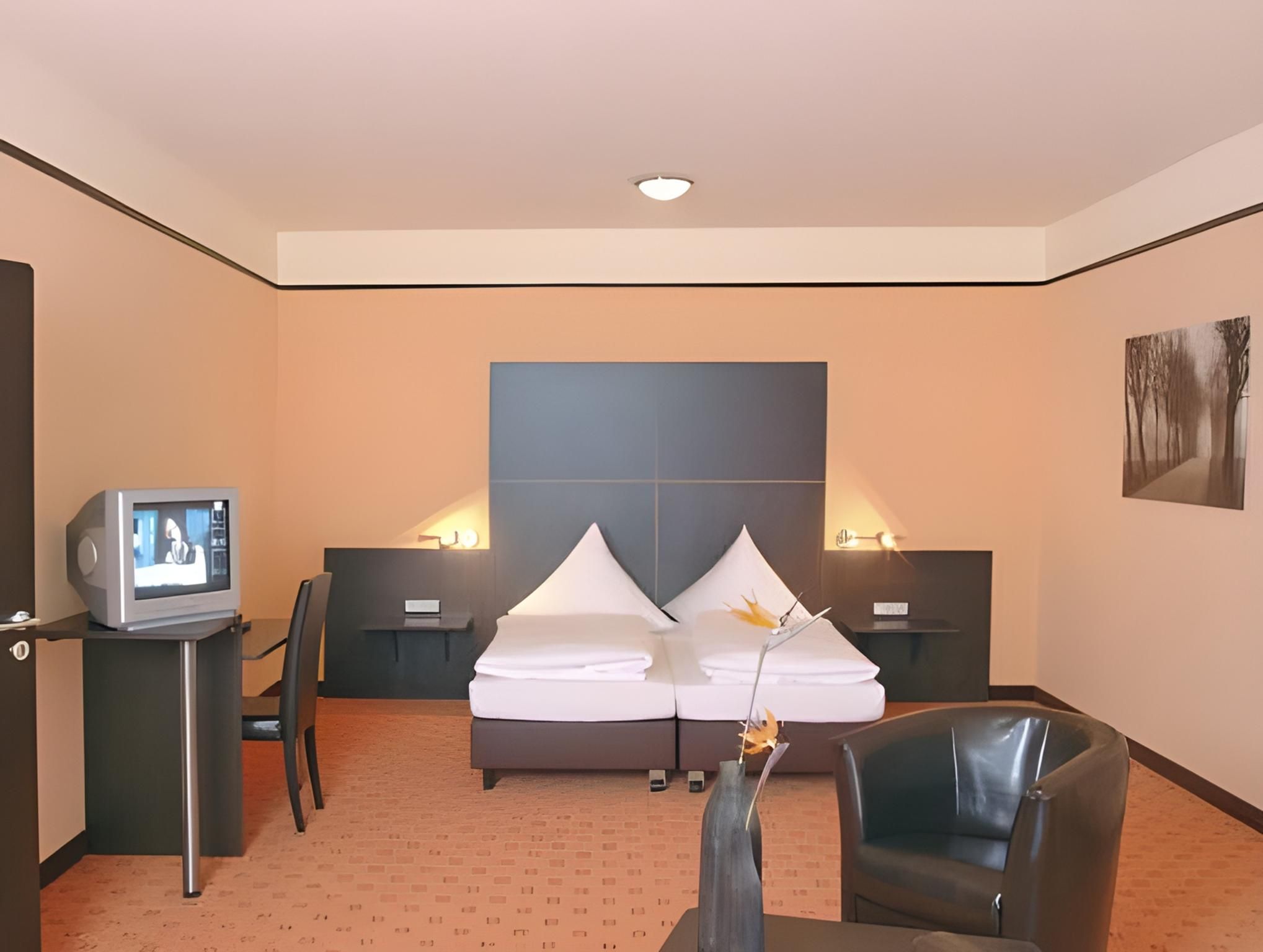 Large Double Room