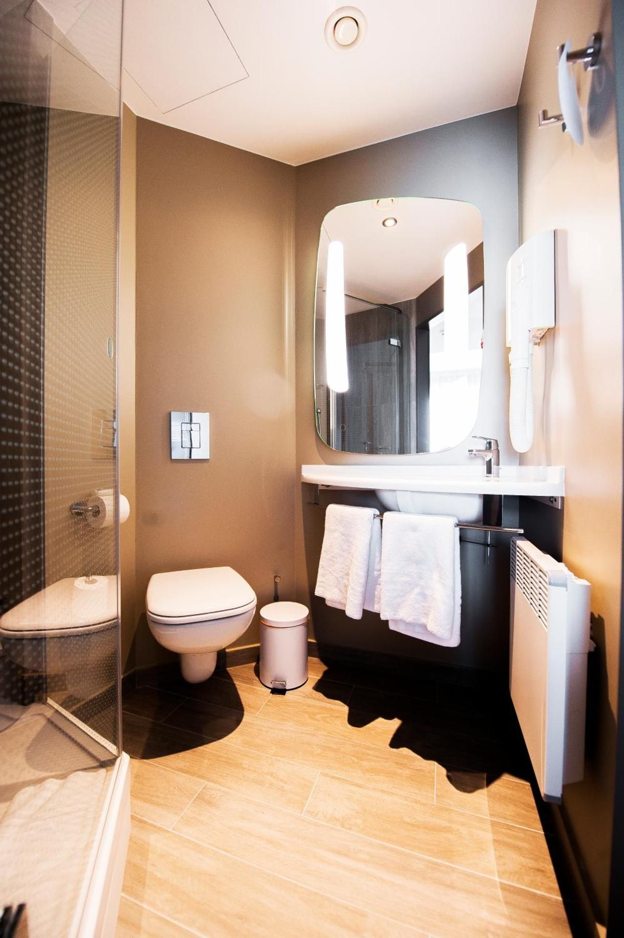 DOUBLE - Standard Room with 1 bed for 1 or 2 people