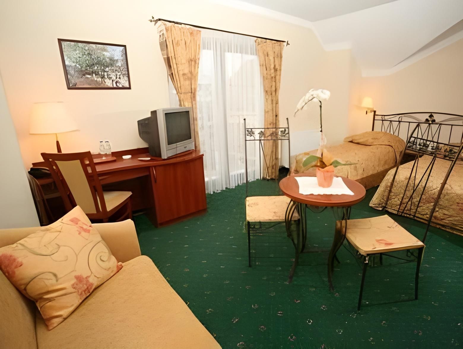 Superior Twin Room