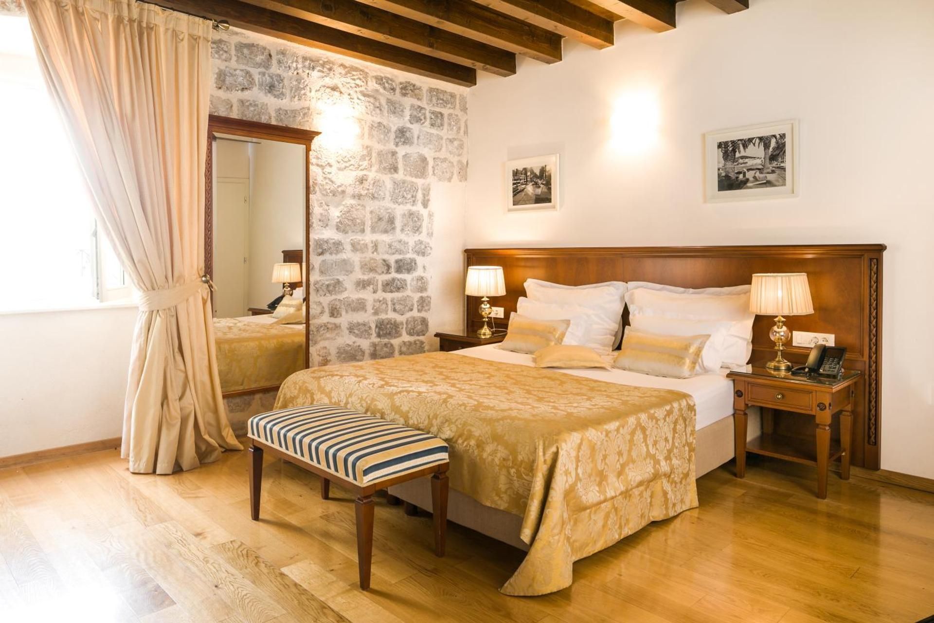 Superior Double Room with Old Town View