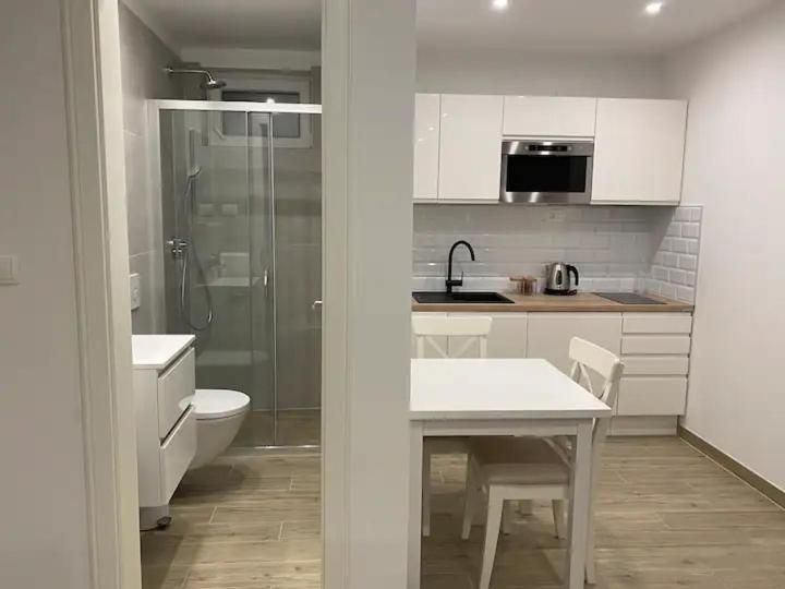Cloe Apartment