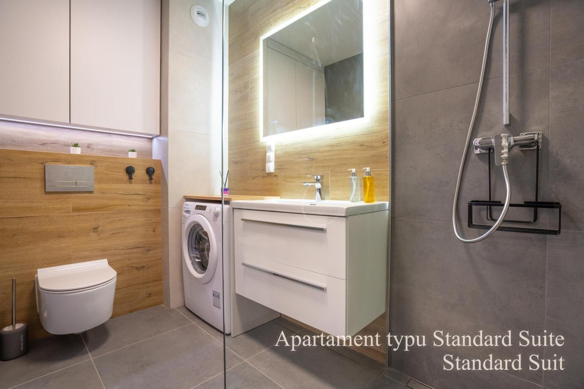 Standard Suite