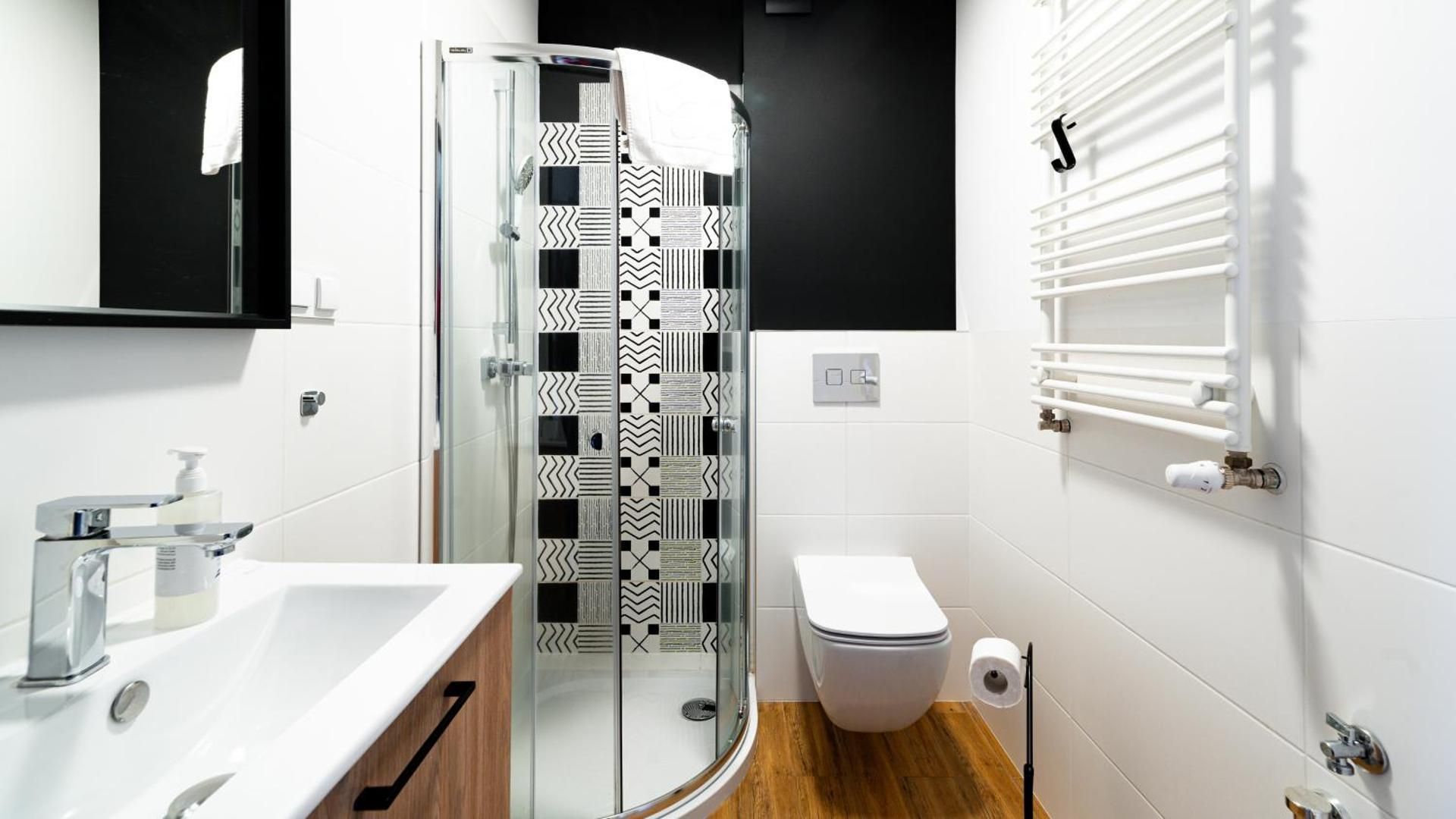 Deluxe One-Bedroom Apartment
