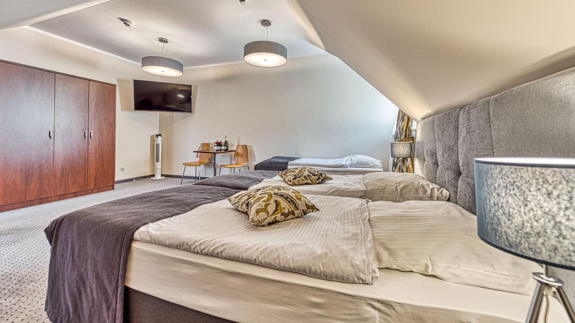 Standard Family Room