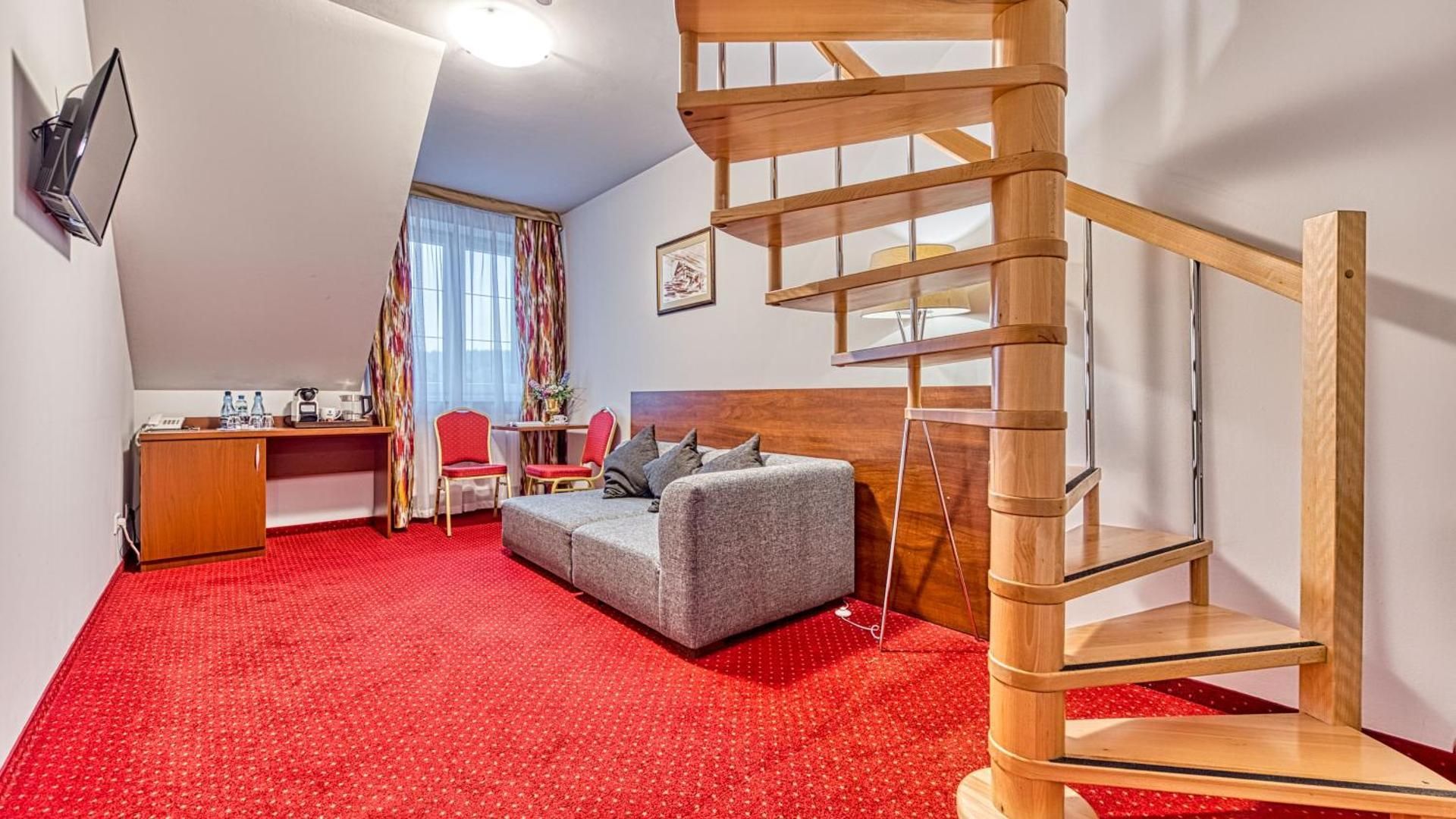 Standard Family Room