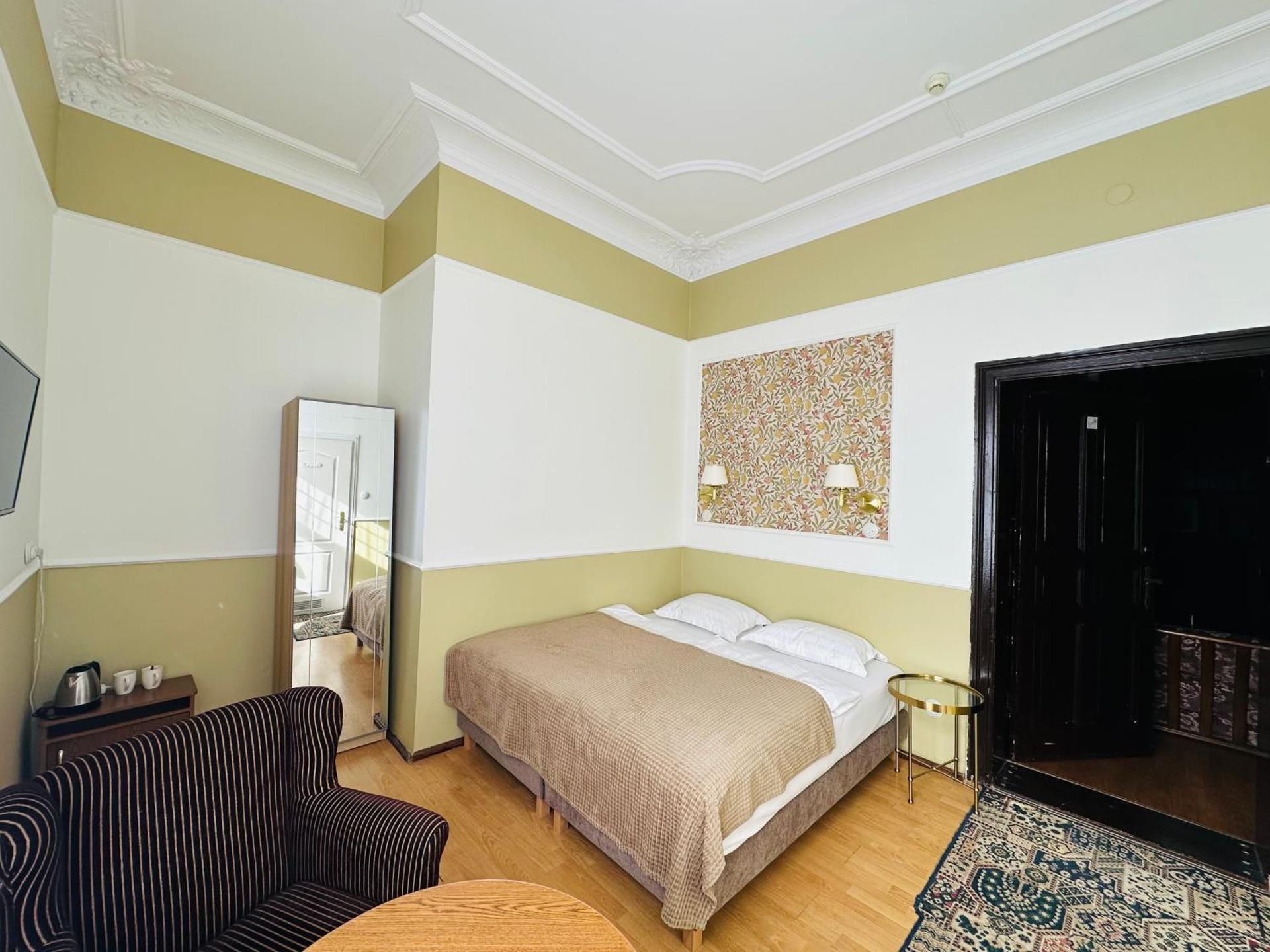 Deluxe Double or Twin Room