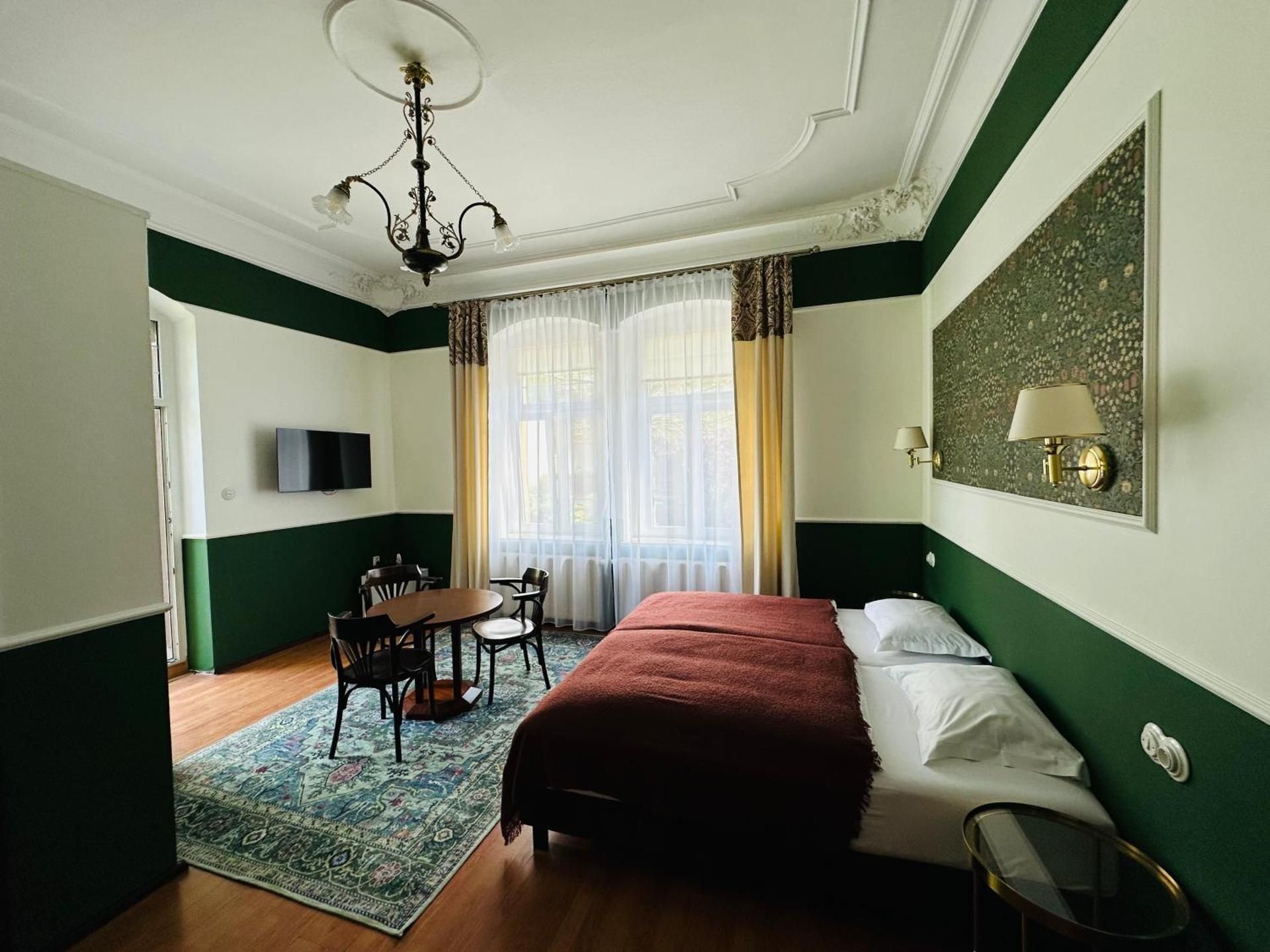 Triple Room with Terrace