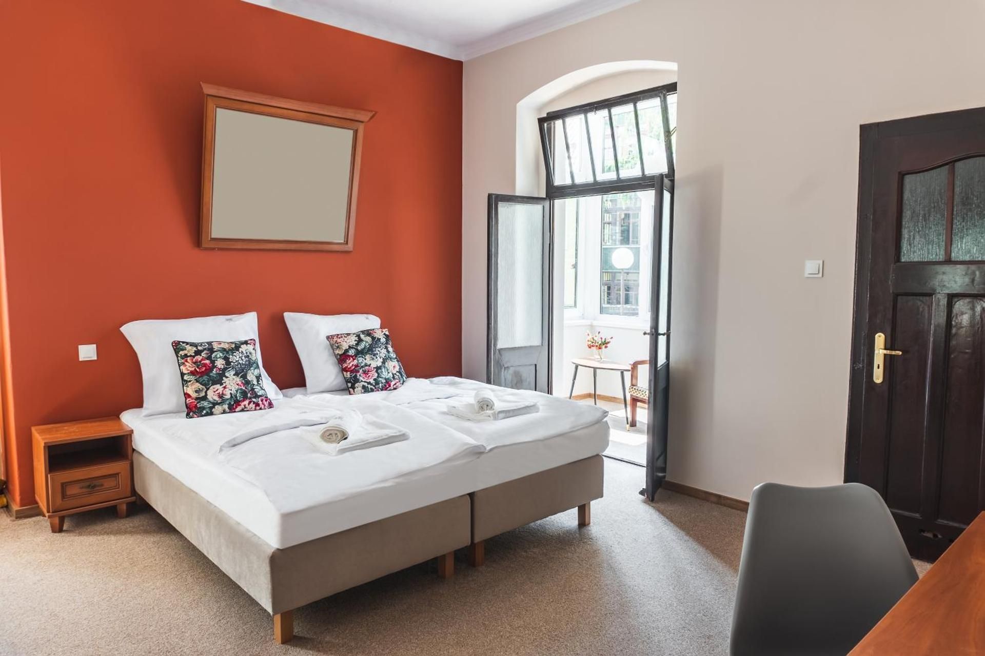 Deluxe Double or Twin Room