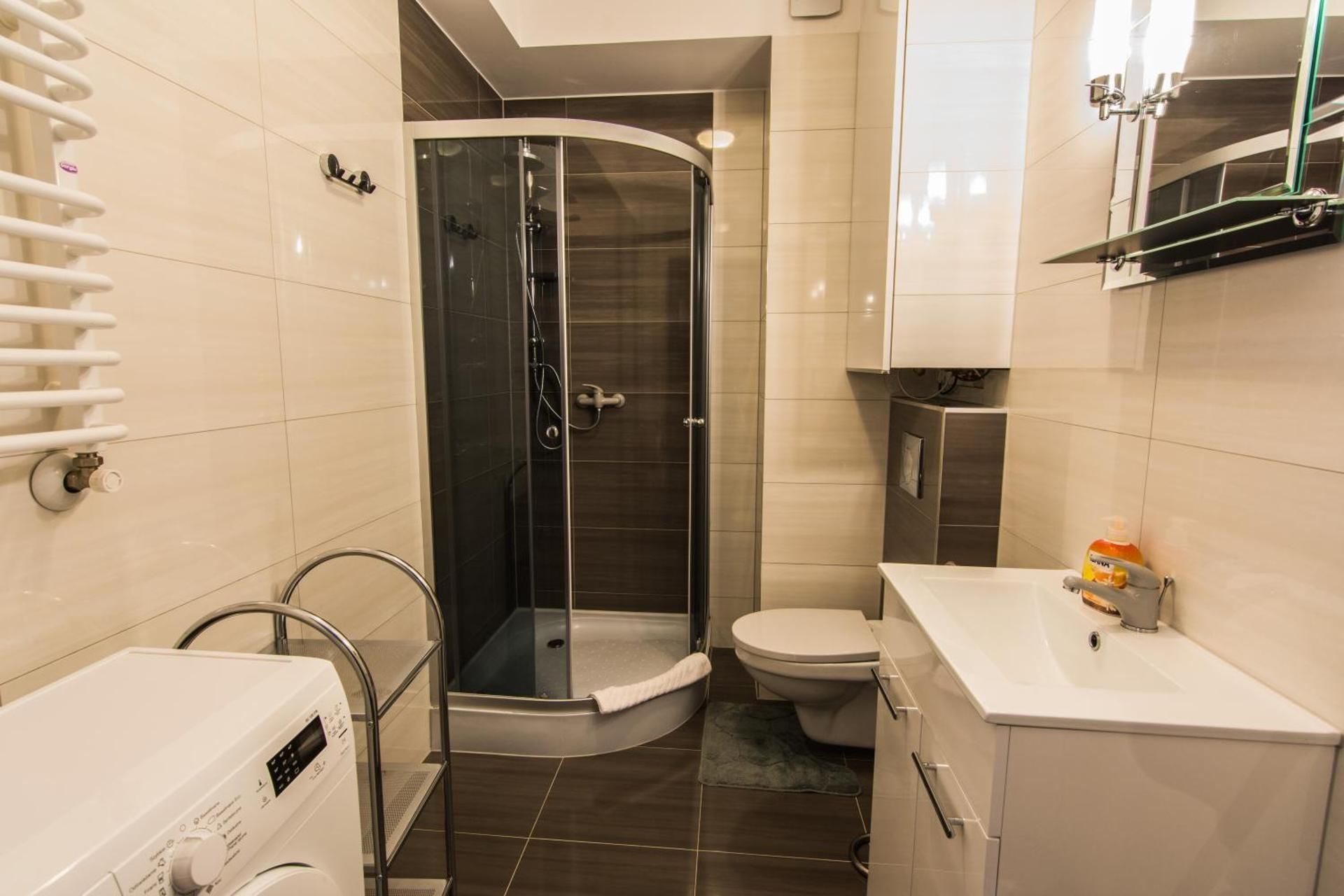 One-Bedroom Apartment (Lawendowy)