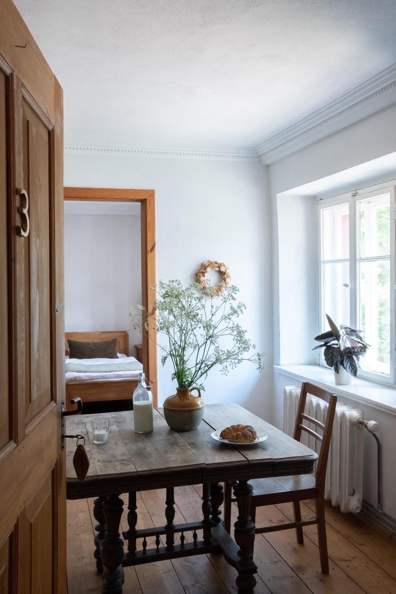 Apartment (4 Adults)