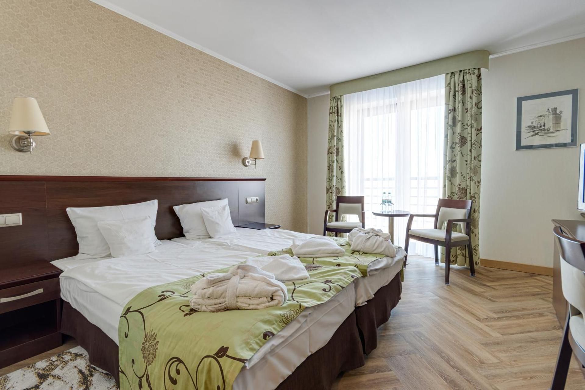 Double Room with Mountain View