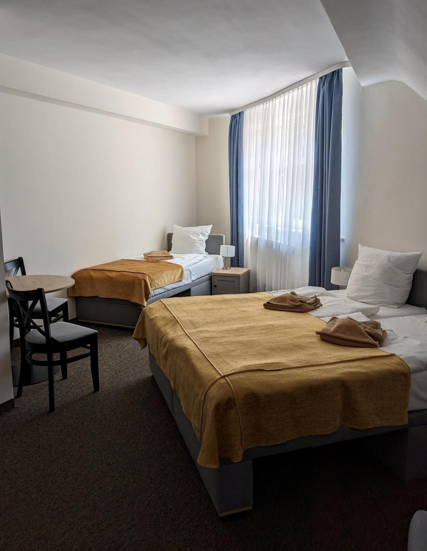 Economy Triple Room