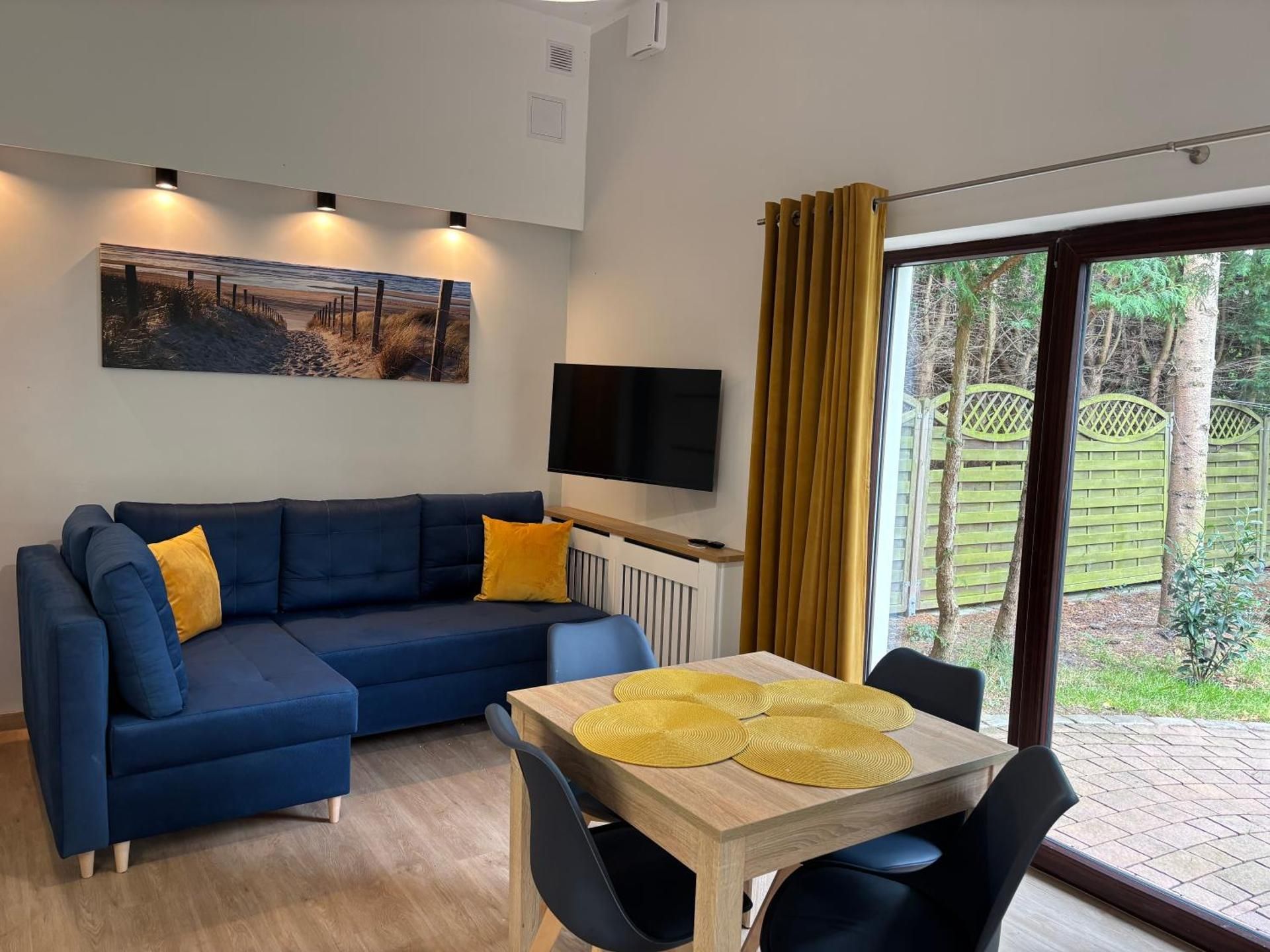 One-Bedroom Apartment with Garden