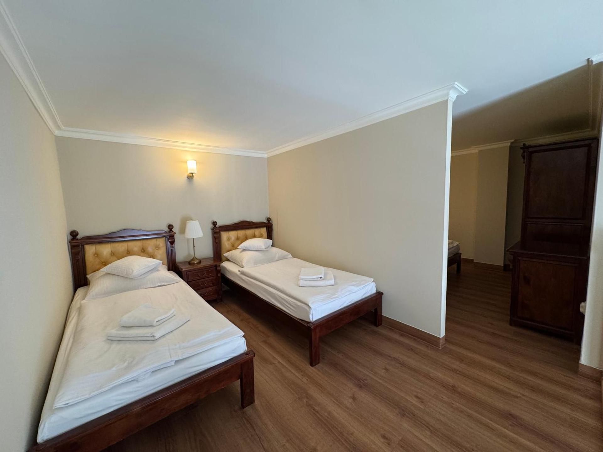 Deluxe Family Suite