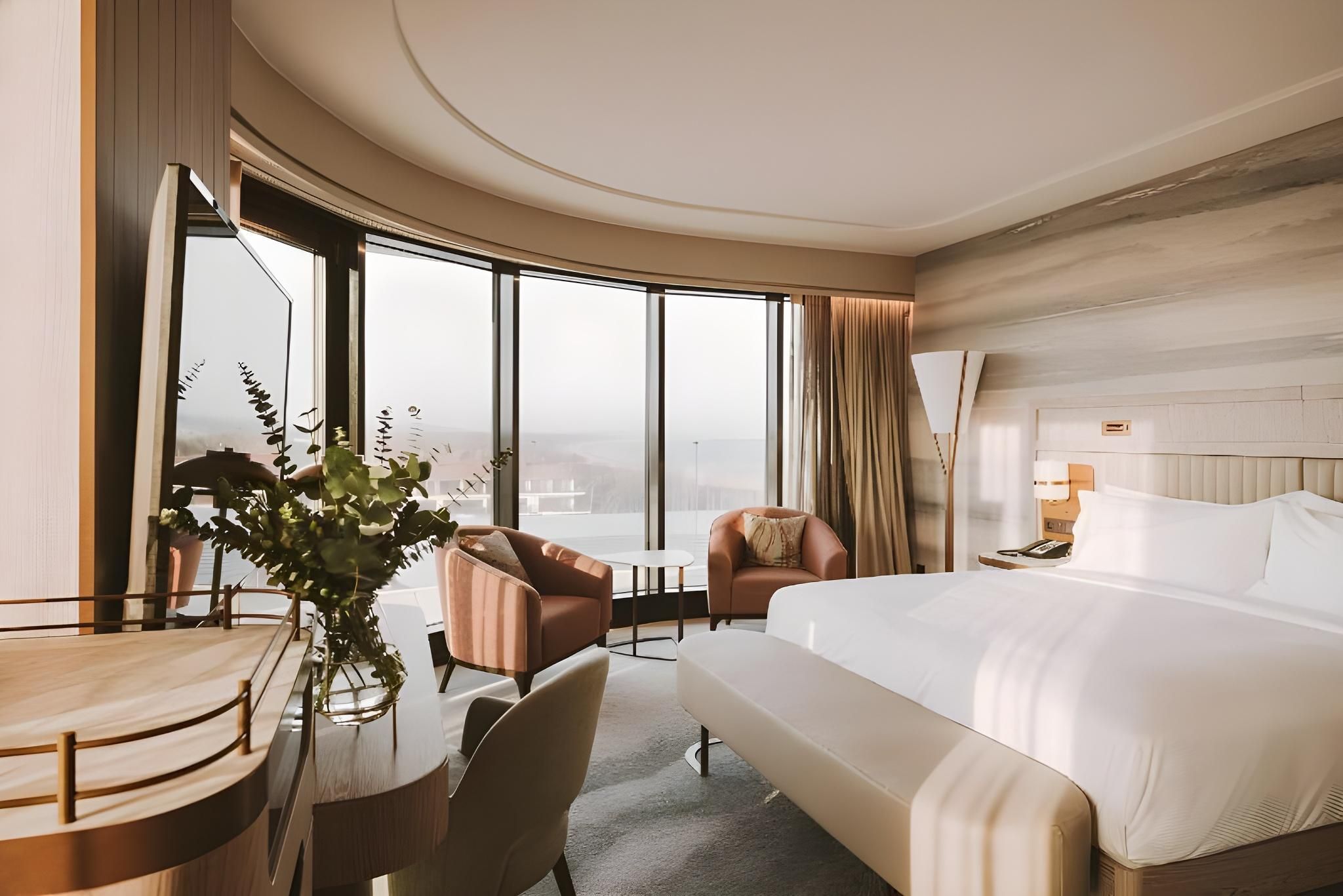 Superior Partial Sea View Room