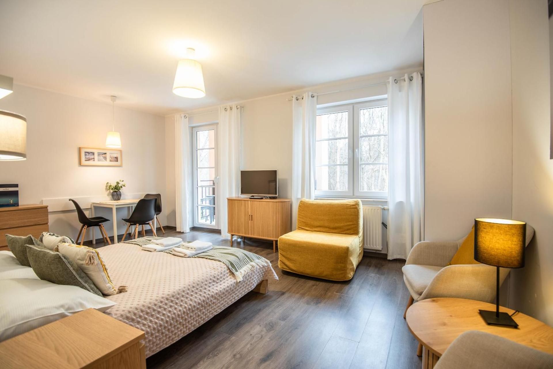 Studio Apartment