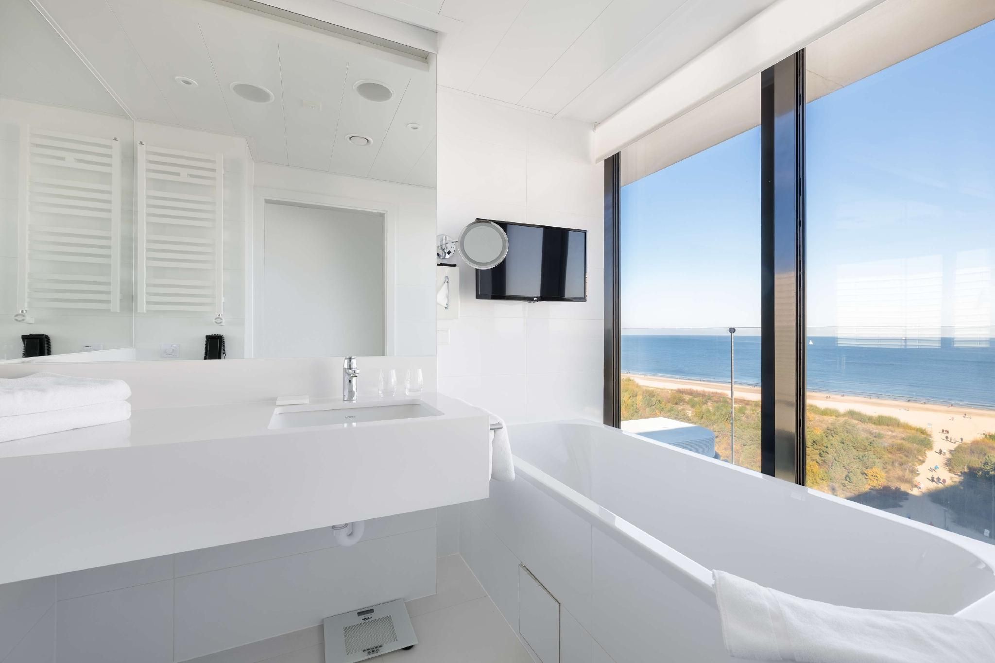 Blue Sky Suite - Sea View