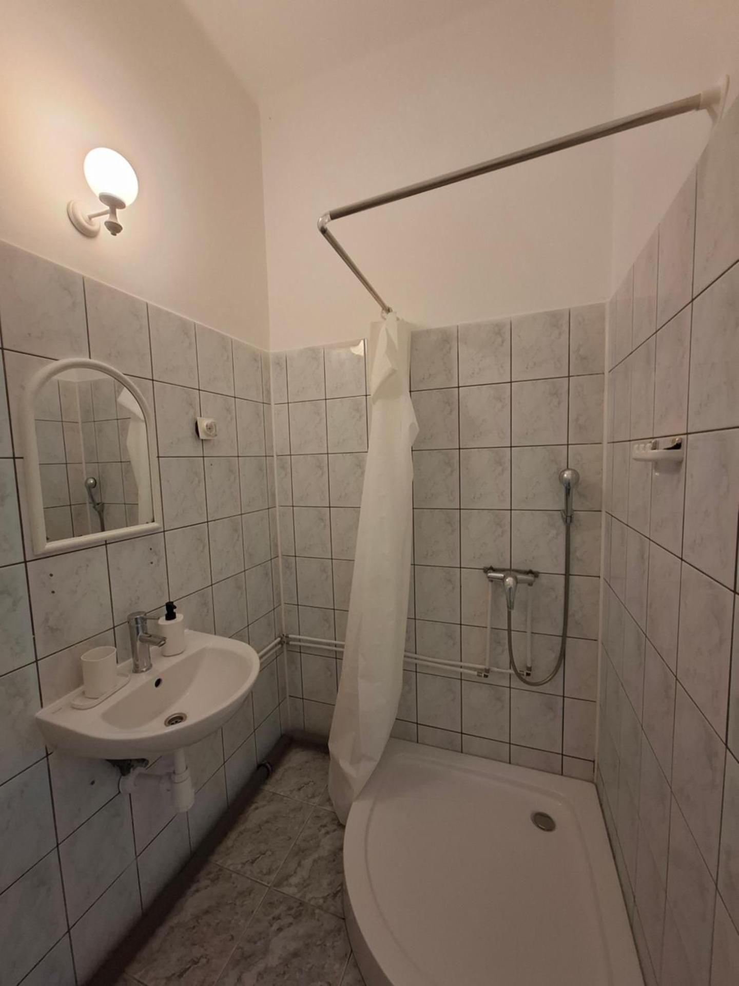 Small Single Room