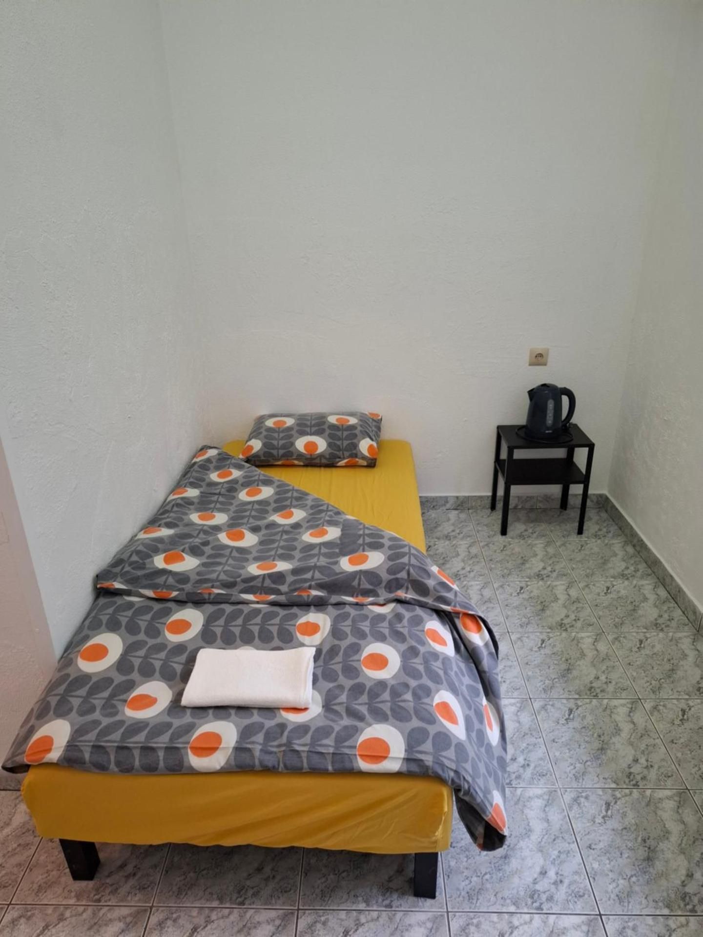 Small Single Room