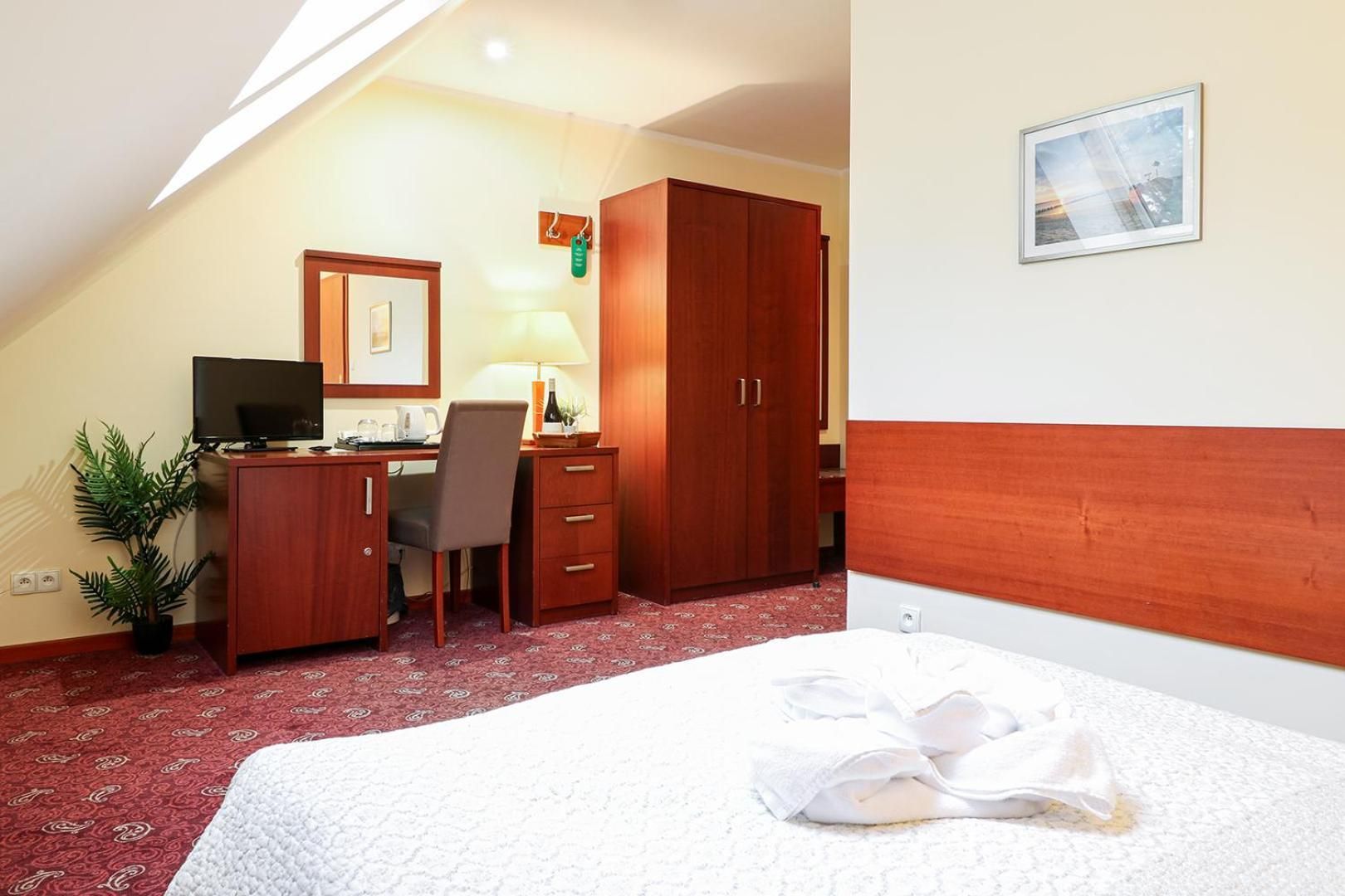 Economy Single Room
