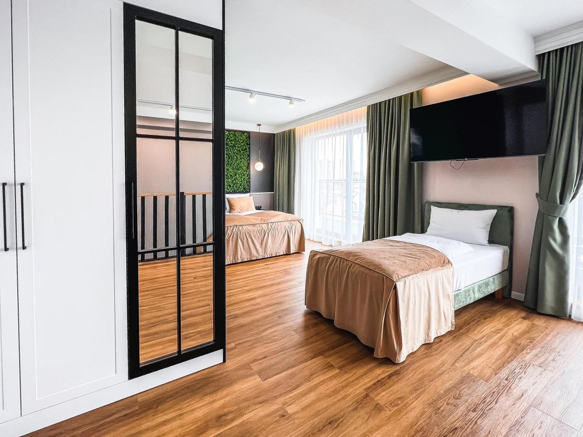 Two-Bedroom Premium Apartment with Two Terraces
