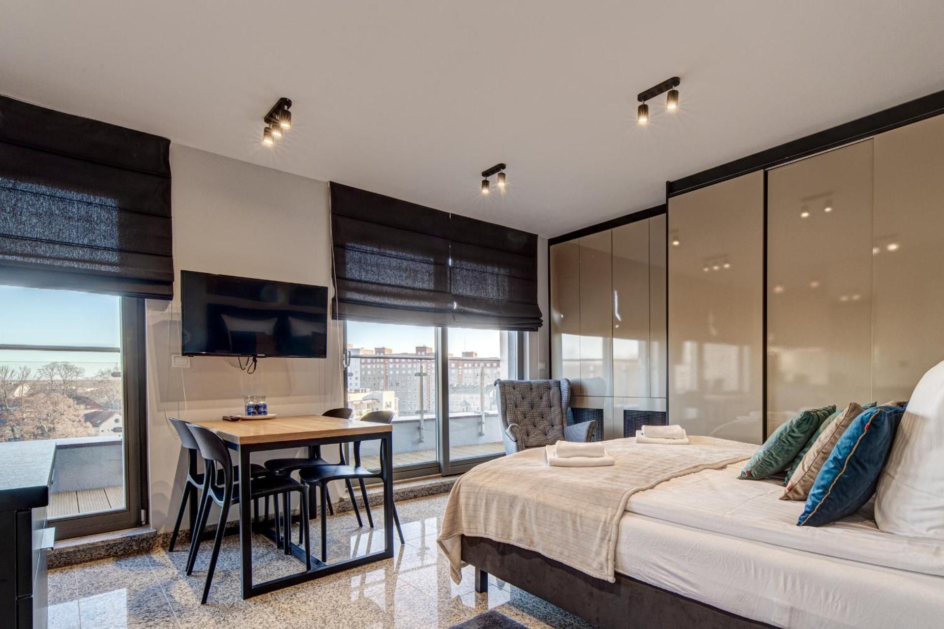 Small Penthouse - Rondo Apartamenty