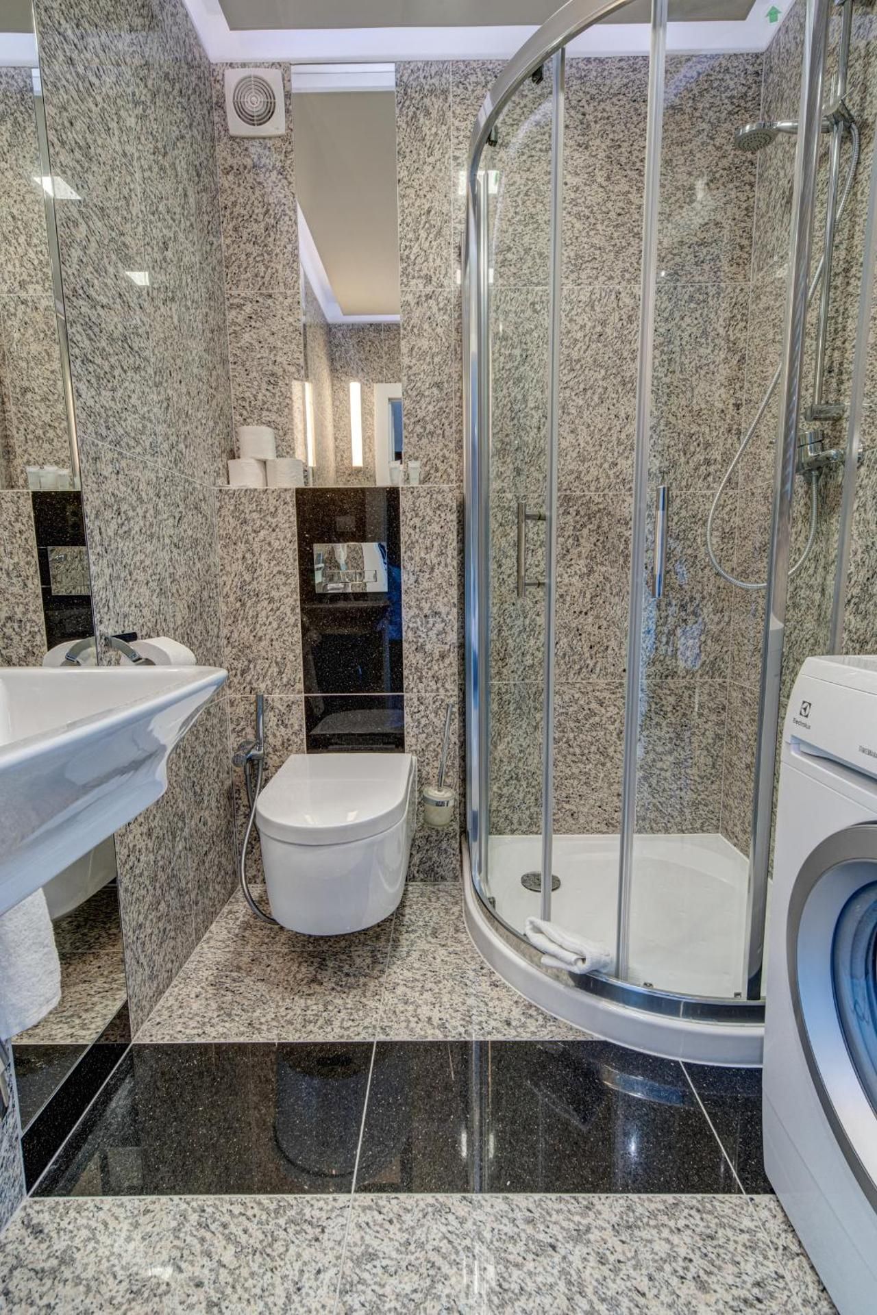 Small Penthouse - Rondo Apartamenty