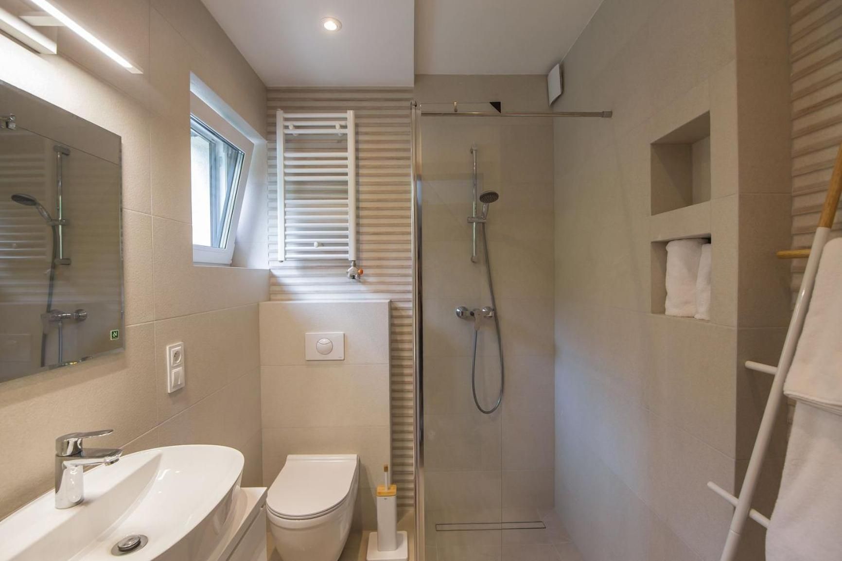 One-Bedroom Apartment - Słoneczna Góra 8
