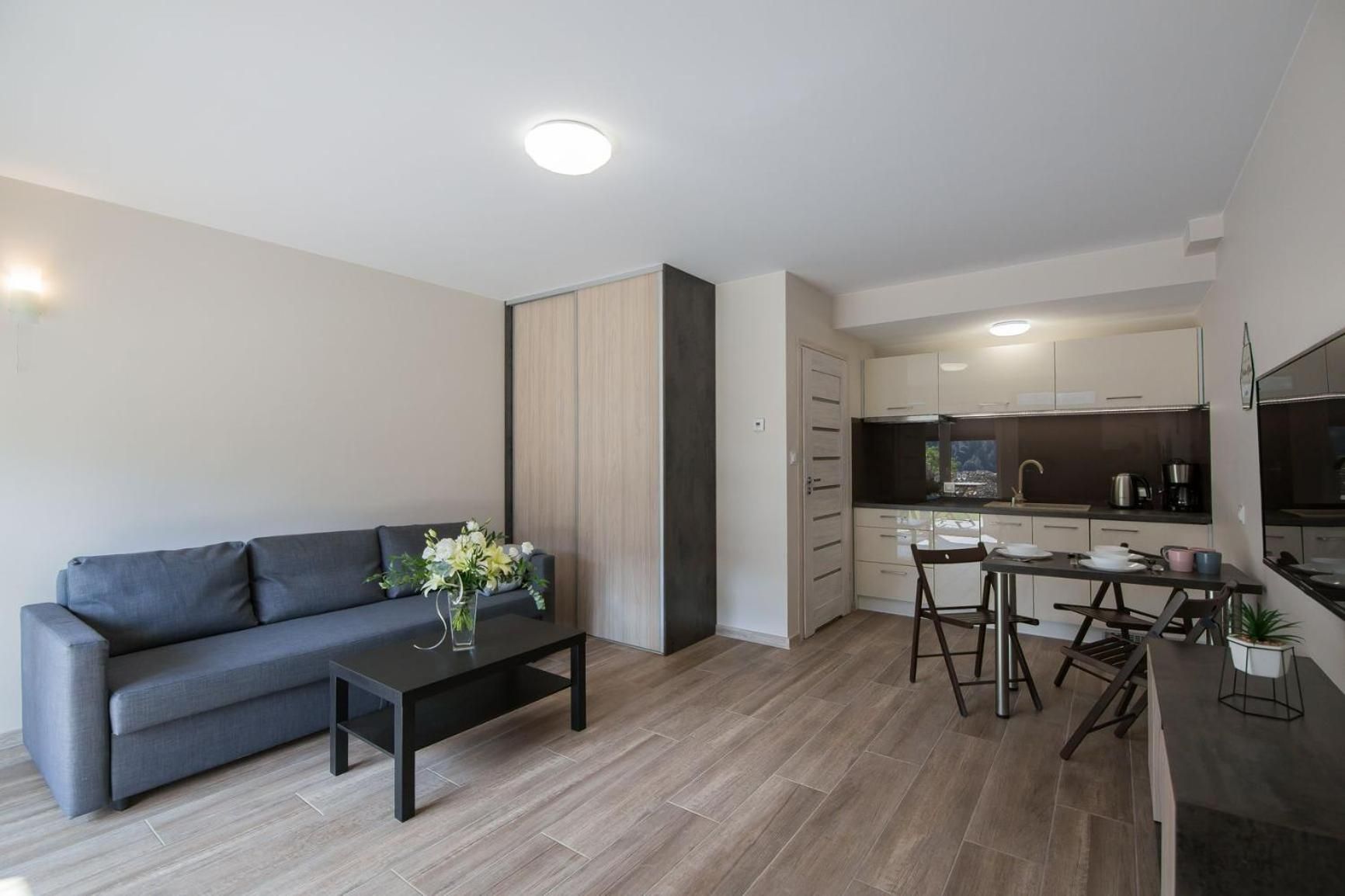 Studio Apartment - Słoneczna Góra 24