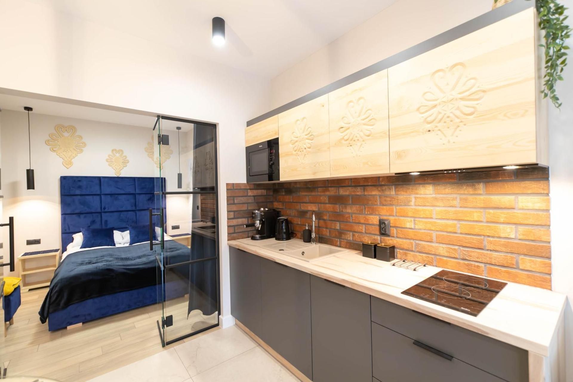 One-Bedroom Apartment - Marron 2