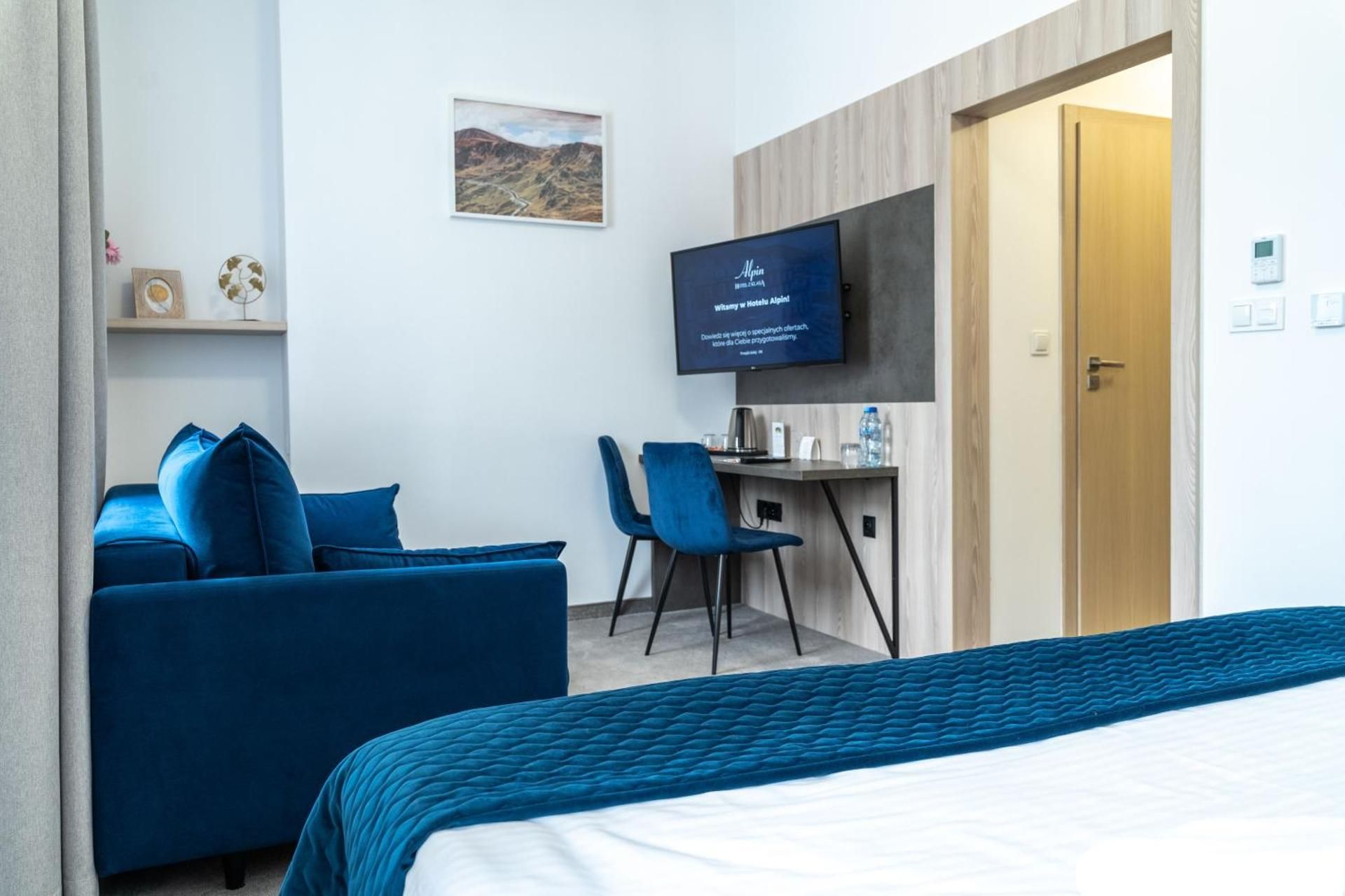 Deluxe Double Room with Extra Bed