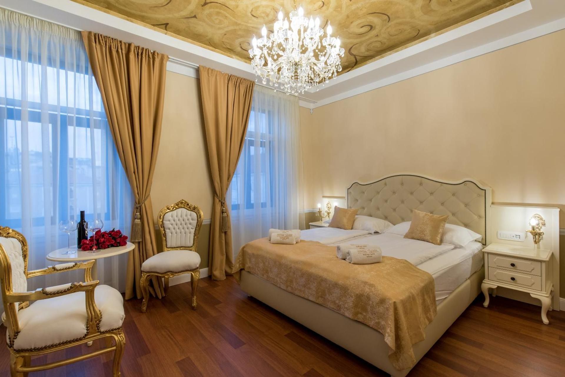 King Room - Non-Smoking