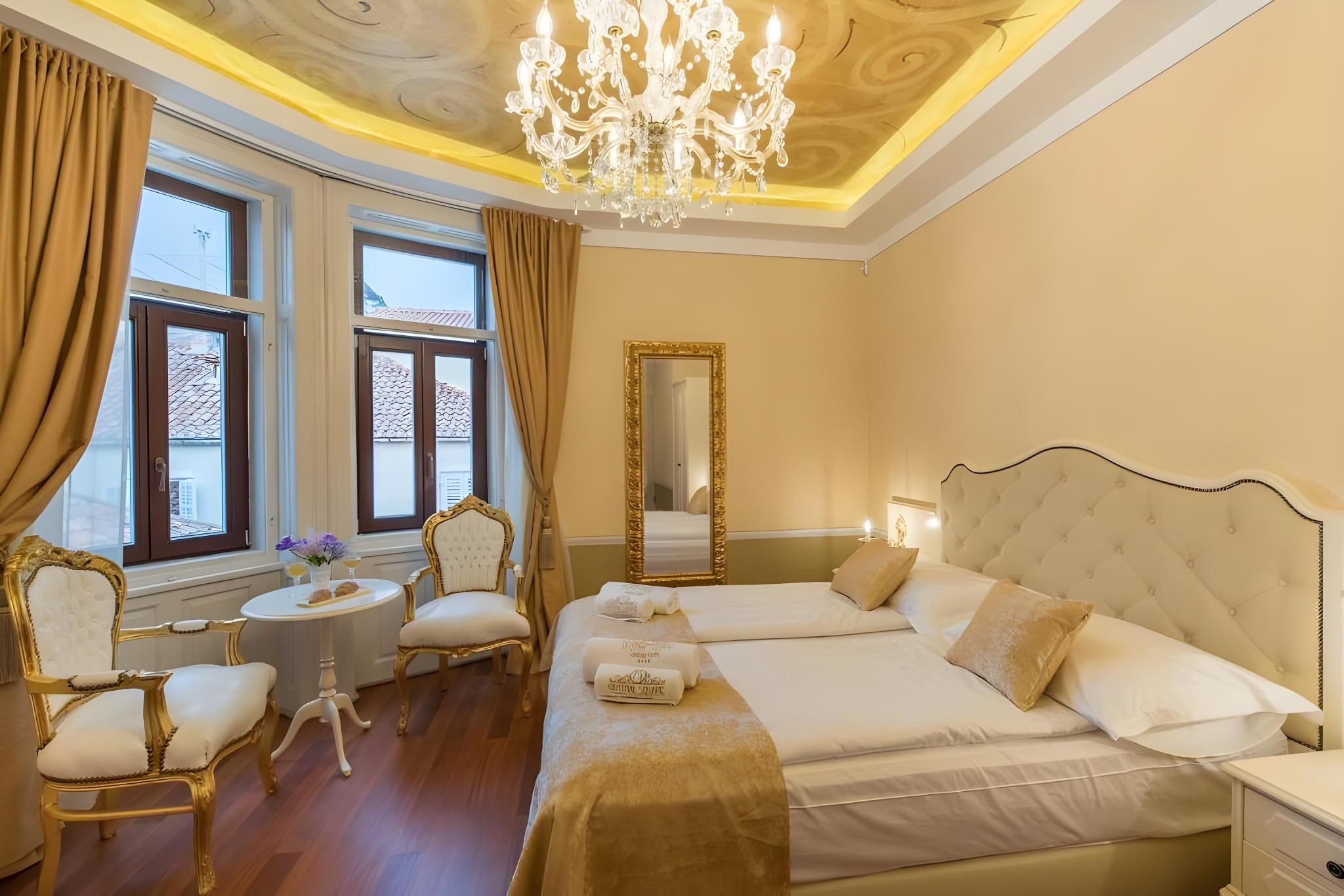 Queen Room with View