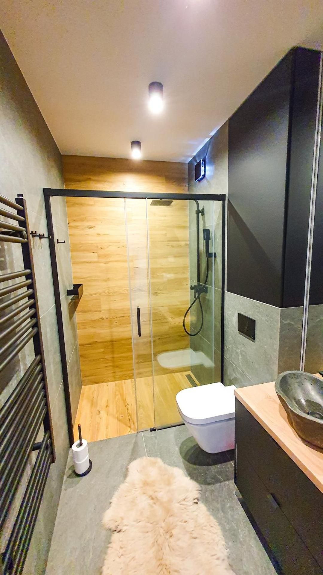 Deluxe Apartment H2