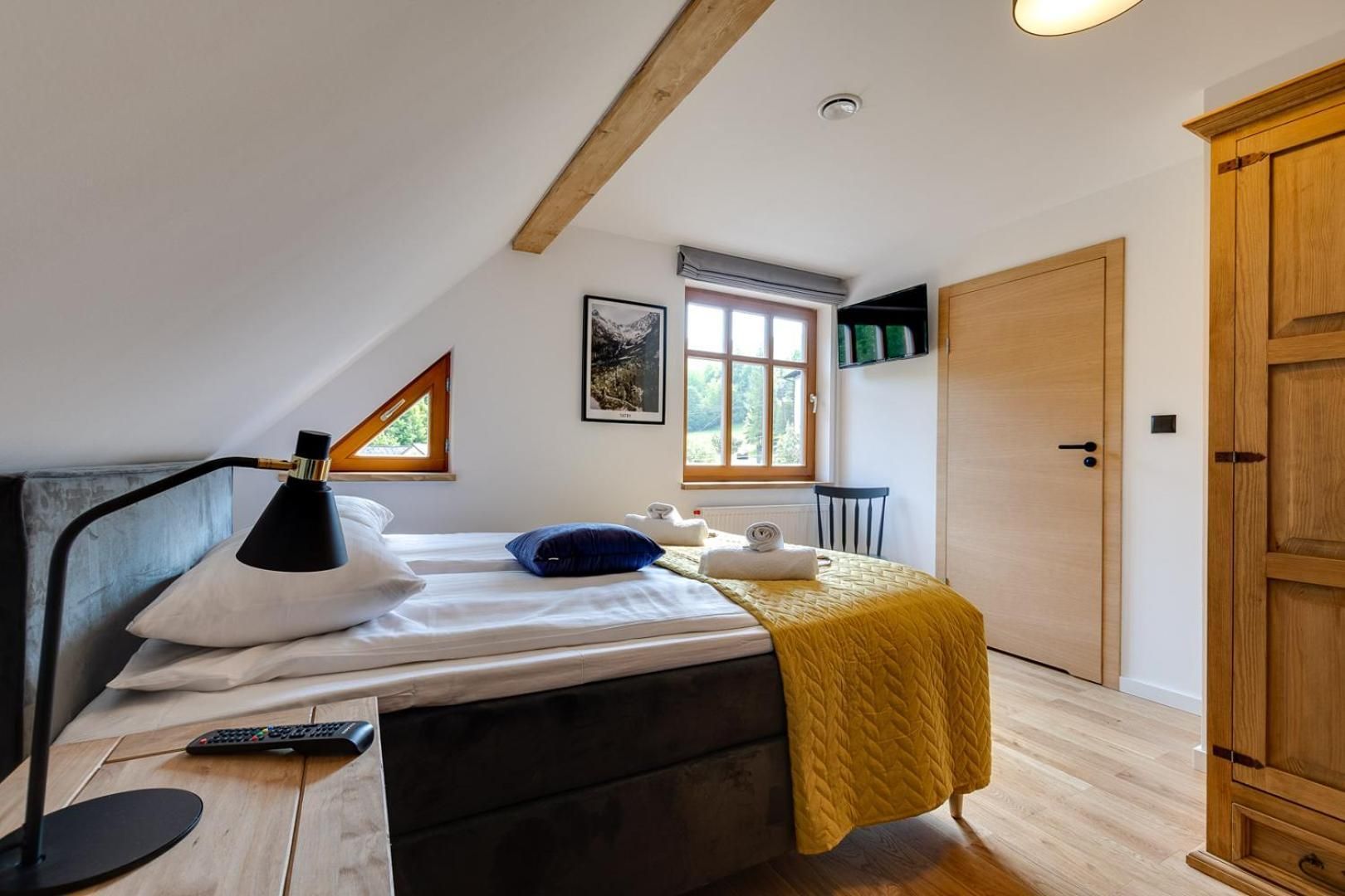 Quadruple Room with Private Bathroom