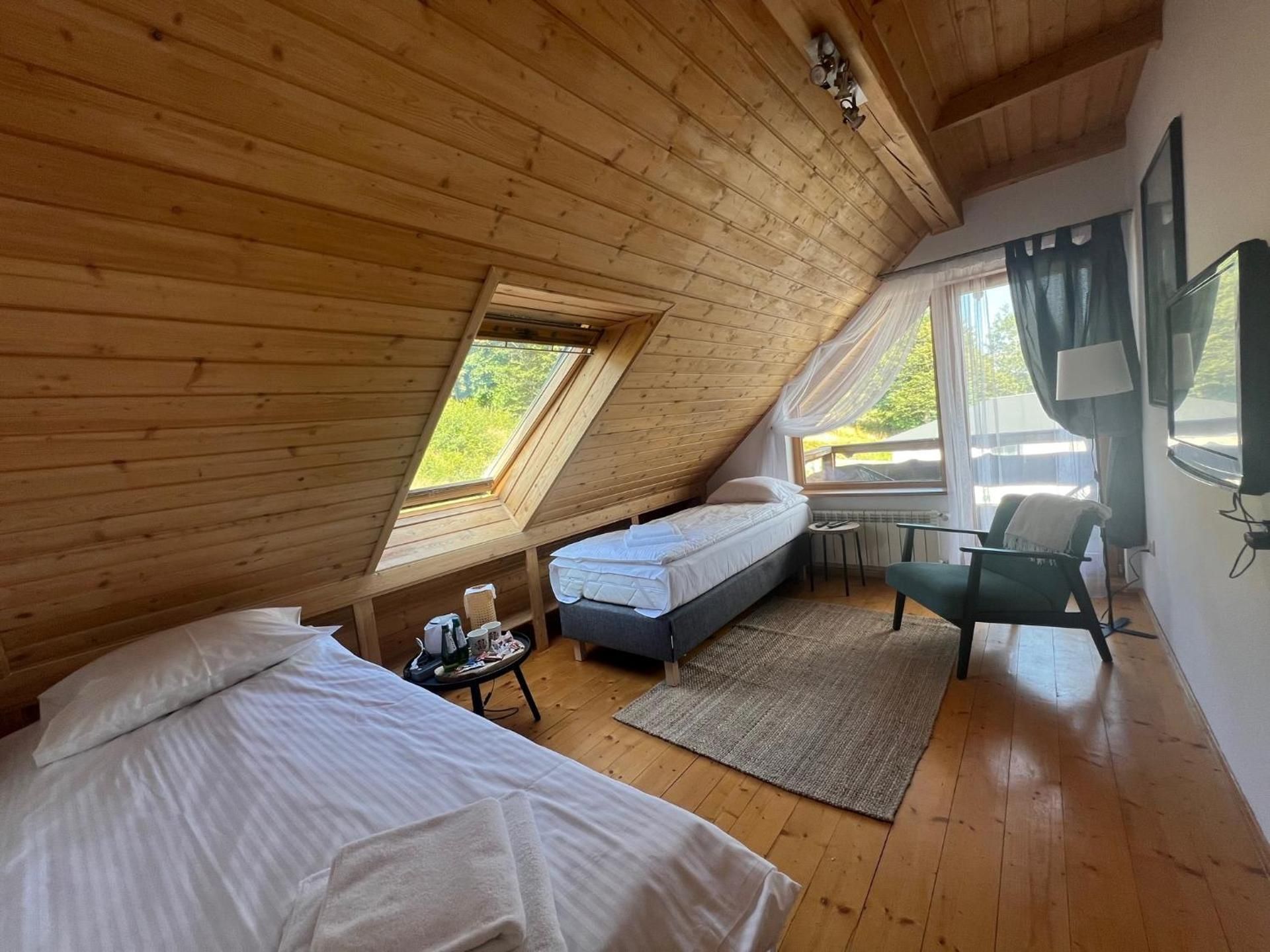 Double Room with Private External Bathroom